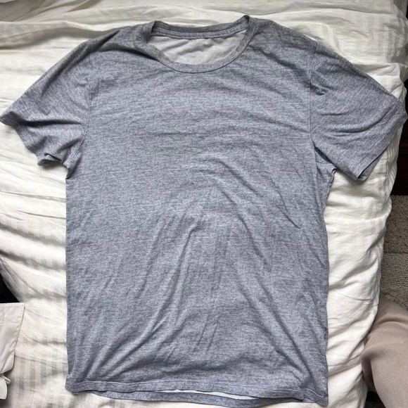 Abercrombie & Fitch heather grey basic crewneck T-shirt – M