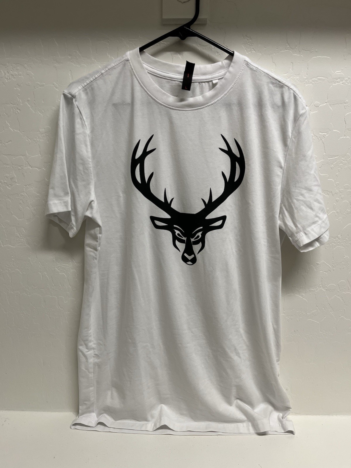 Bucked Up Mens Flag Logo White T Shirt Large New Without Tags Fitness Lifting