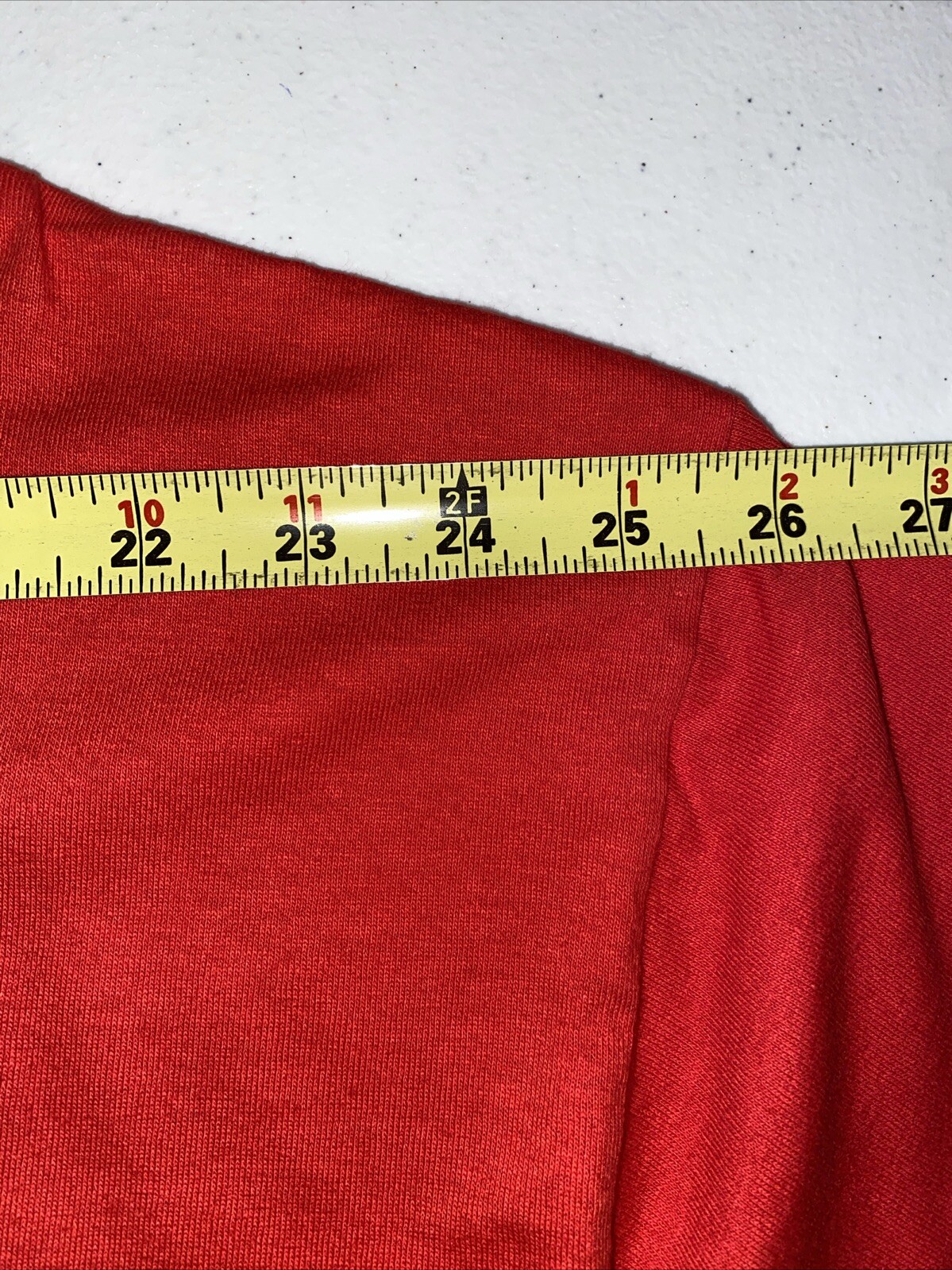 Cincinnati Reds Genuine Merchandise Red Tee Size 2XL Pit To Pit 26” L 31”