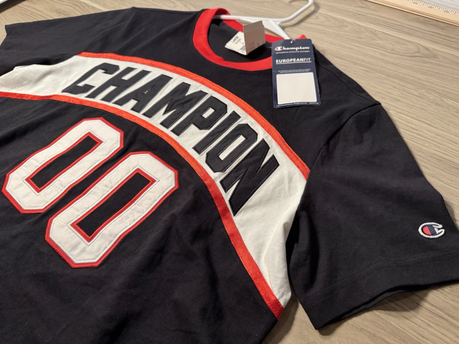 NEW Champion T-Shirt Dark Navy Blue Red White Short Sleeve Men’s Large