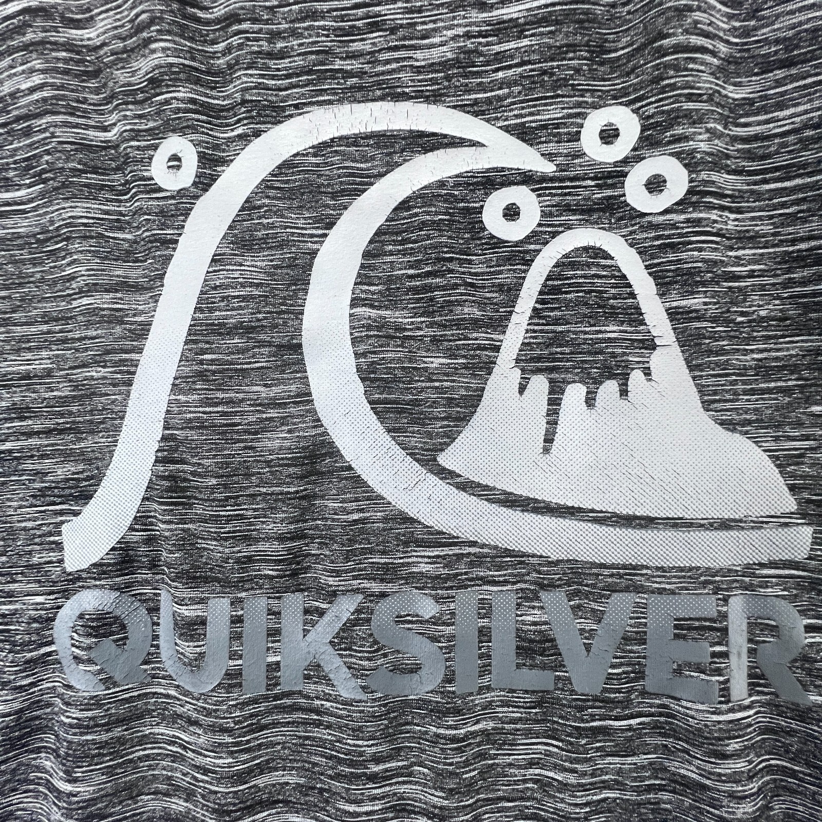 Quicksilver Mens Size Large Gray Striped Breathable Stretchable Shirt