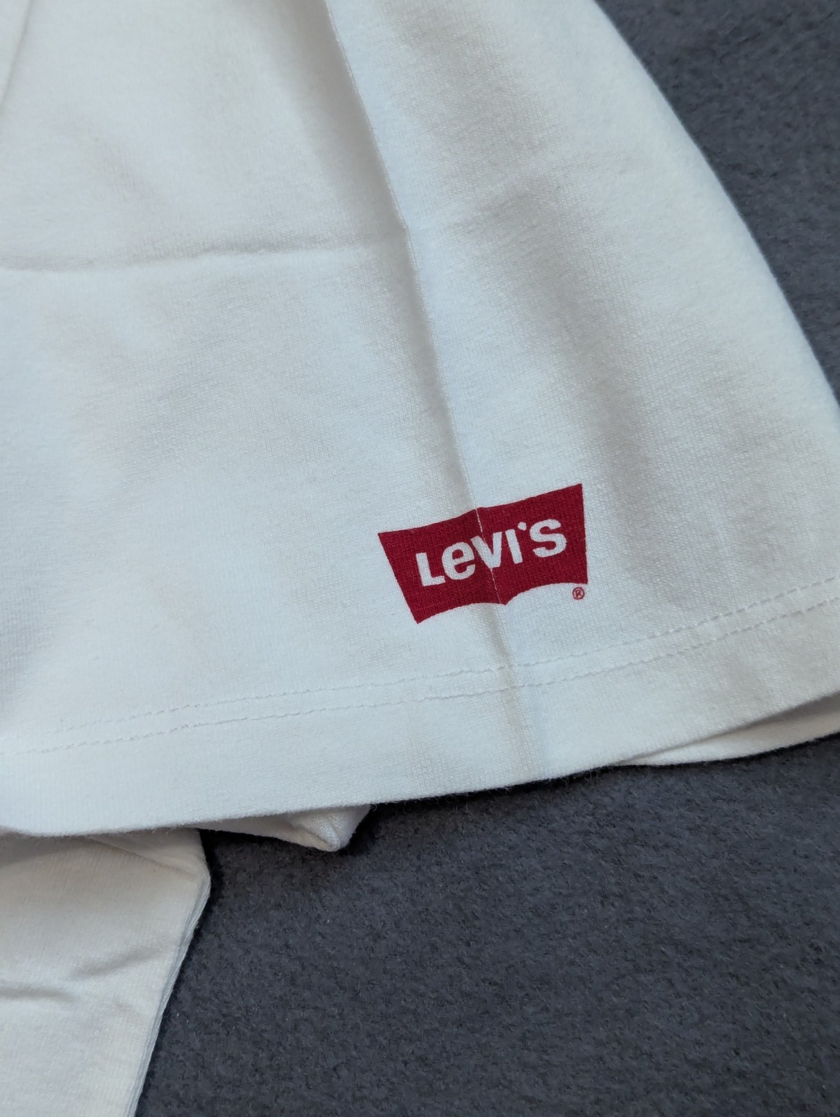 Levi’s oasis Union Jack Logo Band Shirt Mens M White