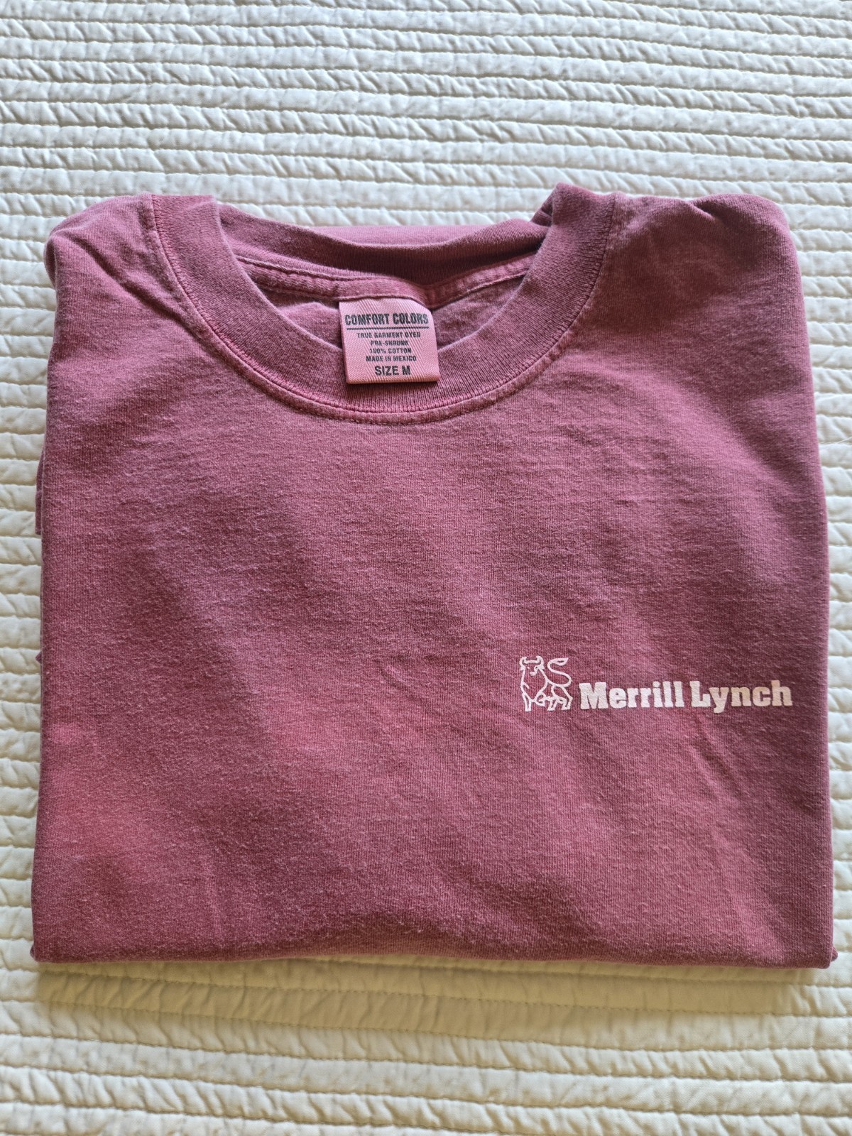 Comfort Colors Merrill Lynch T-Shirt Mens Medium Maroon Corporate Bull Logo Tee
