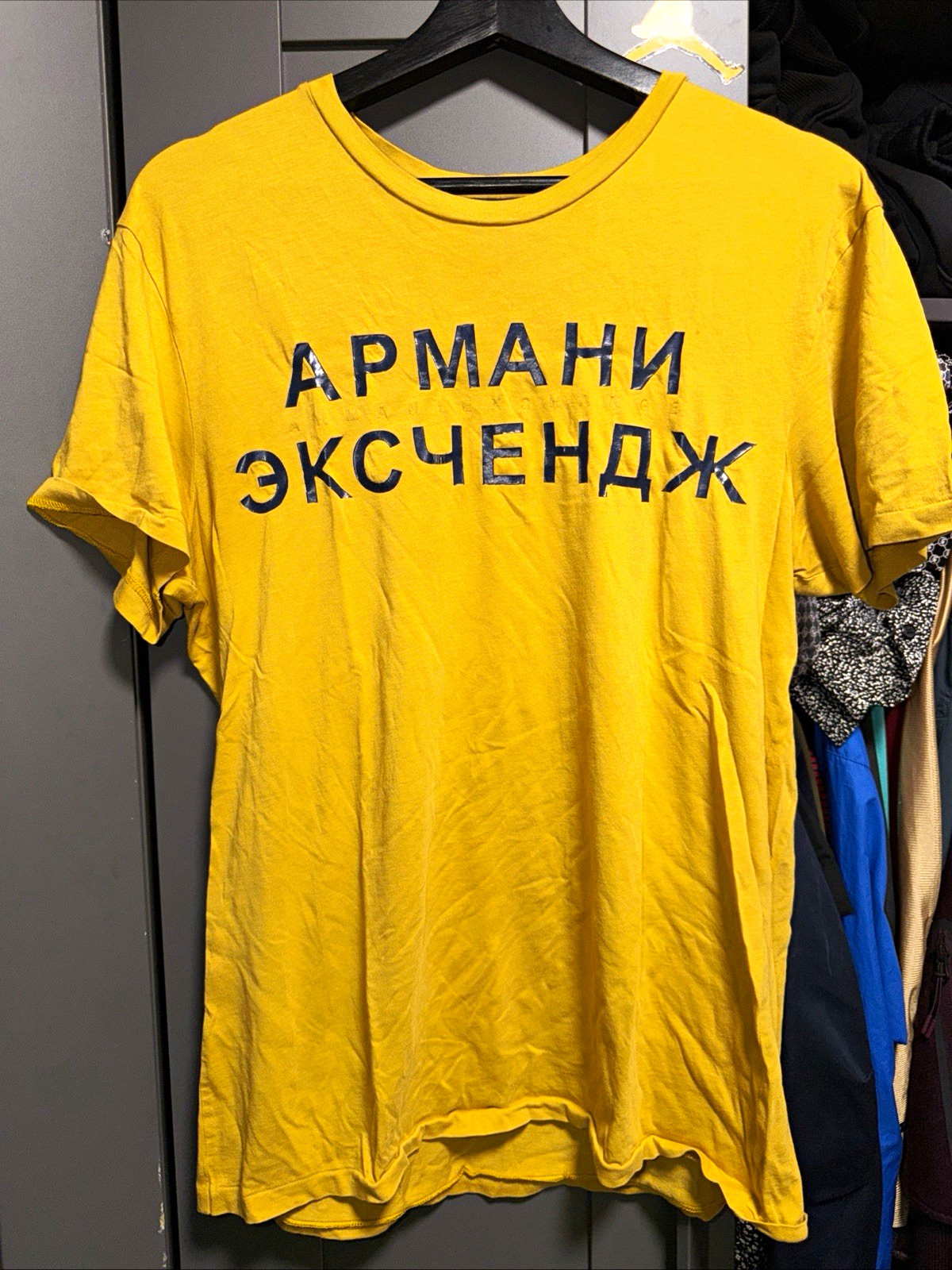 Armani Exchange Yellow Graphic Logo Tee Mens M Regular russian letters