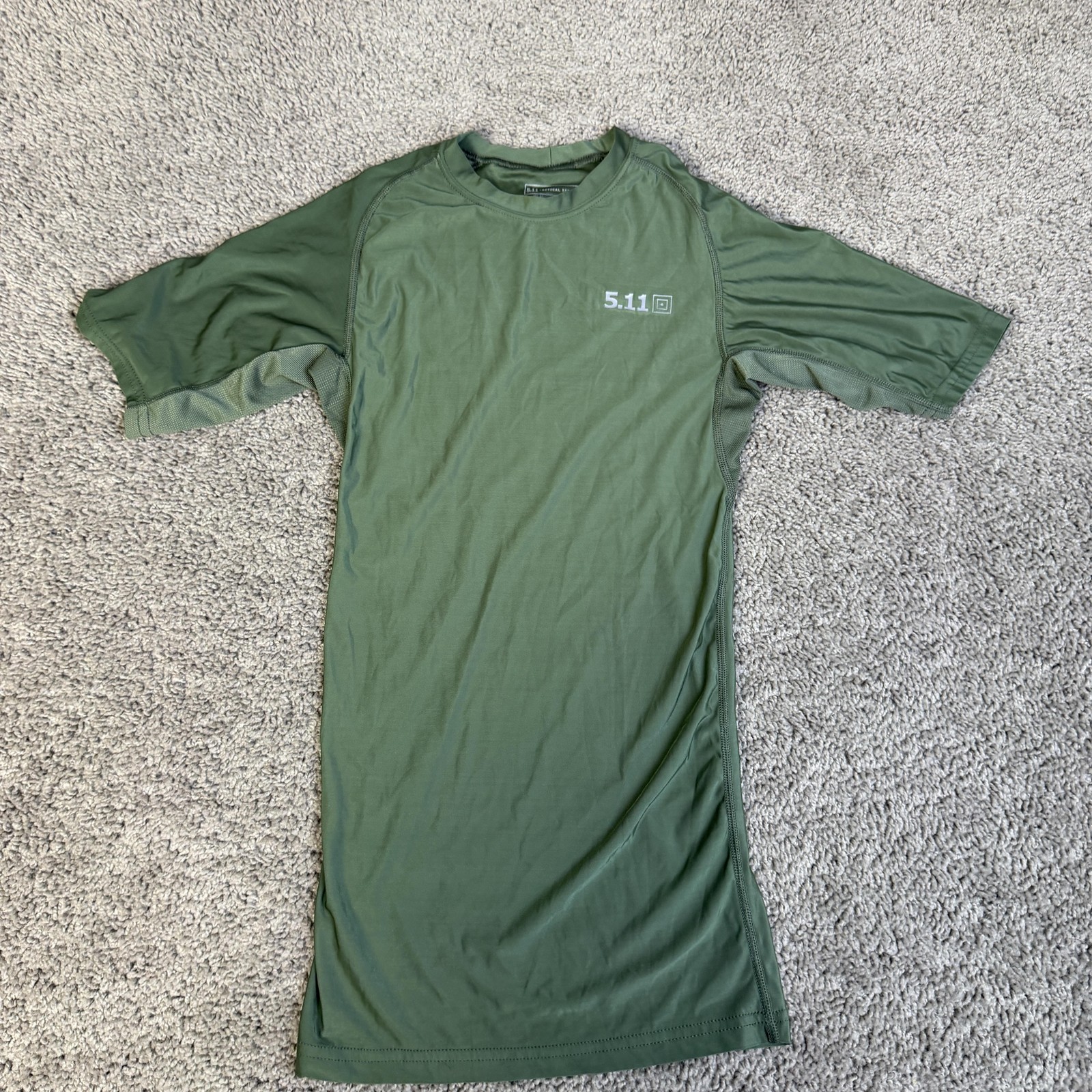 5.11 Tactical Shirt Mens M Green Base Layer Athletic Crewneck Polyester Spandex