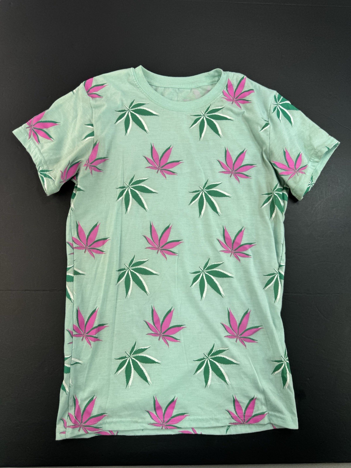 Vibes Pot Leaf TShirt Mens Small Graphic Print Green Purple Slim Fit