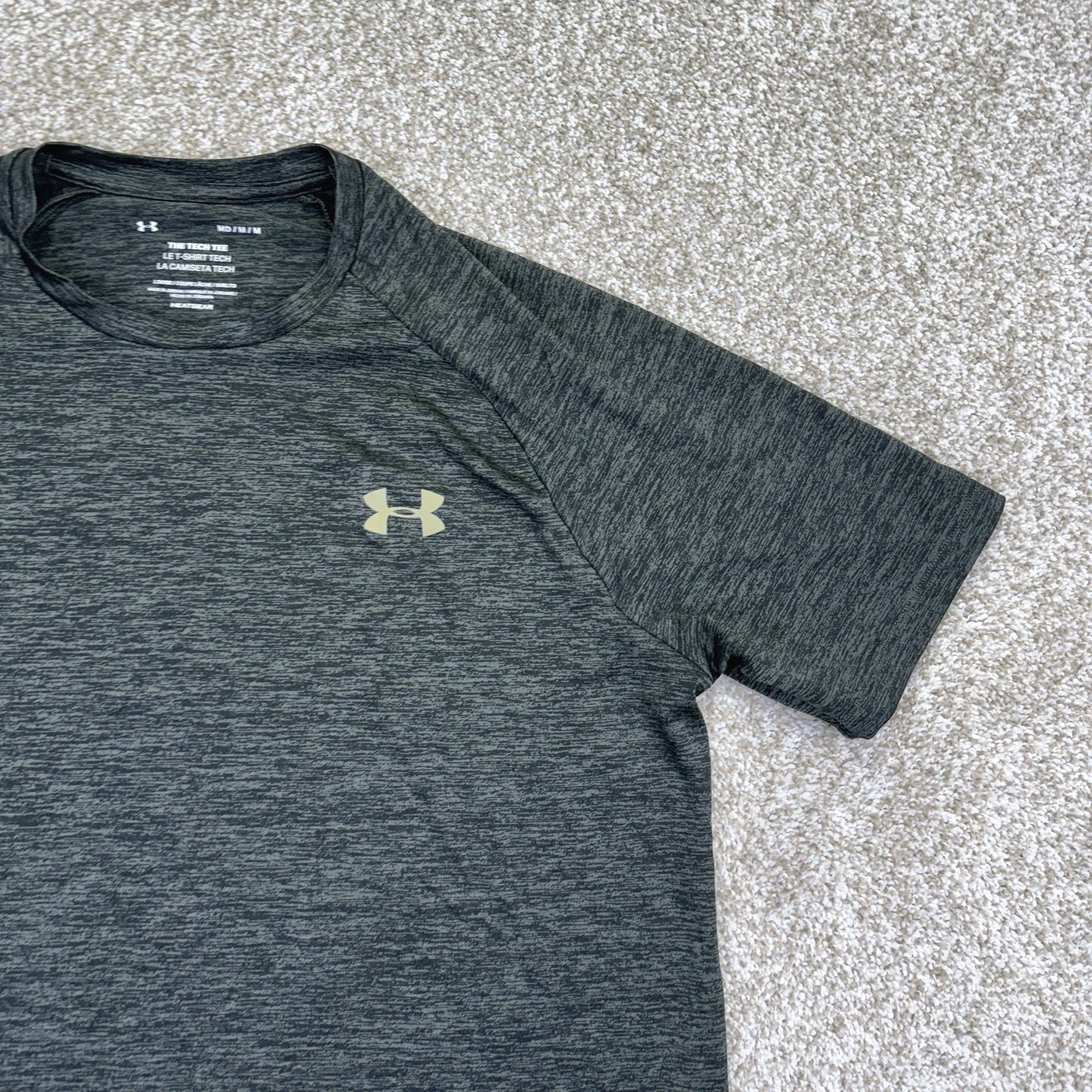 Under Armour The Tech Tee Shirt Mens Medium Green Short Sleeve Raglan 1326413