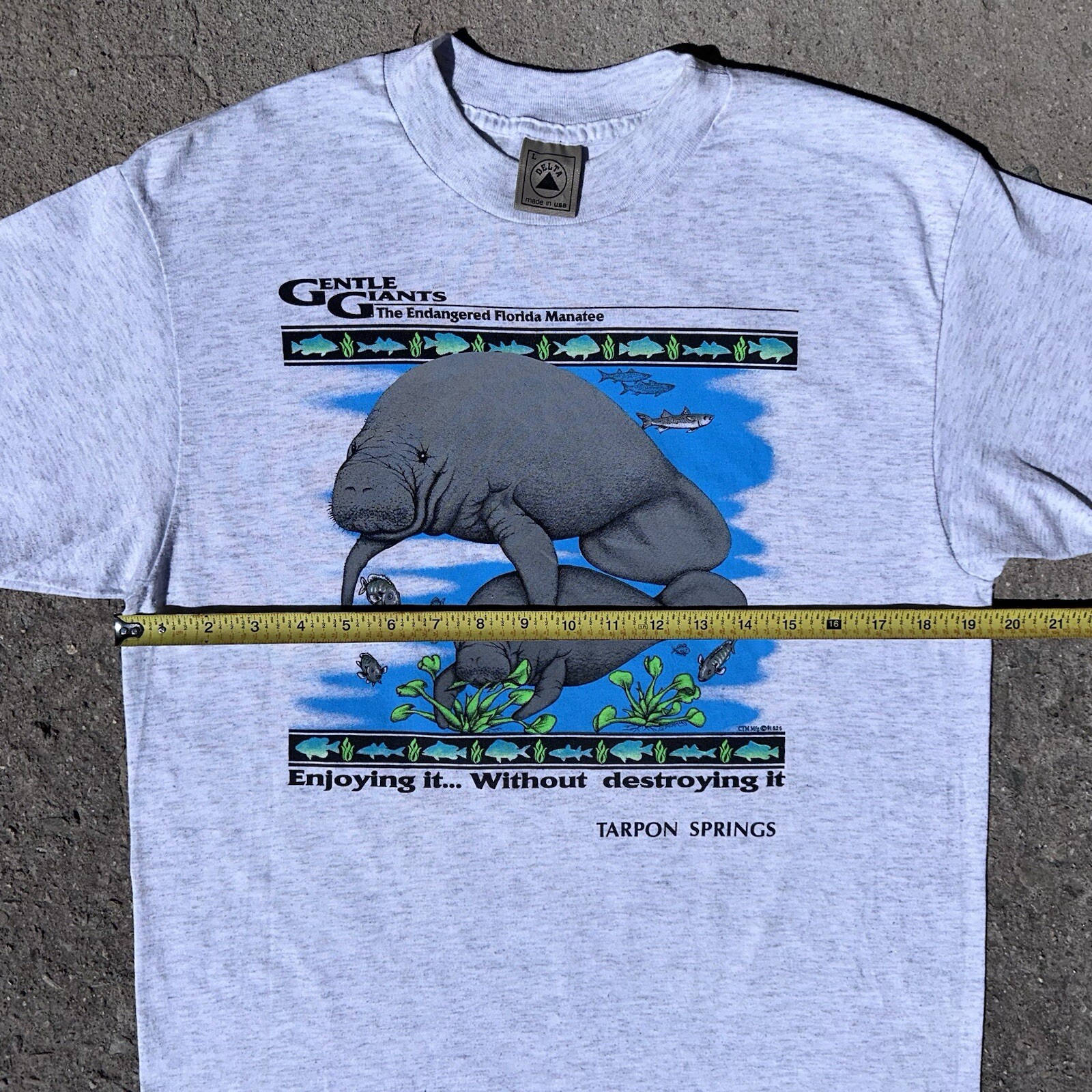 VTG 90s Endangered Florida Manatee Single Stitch Gentle Giant USA L Rare Ocean