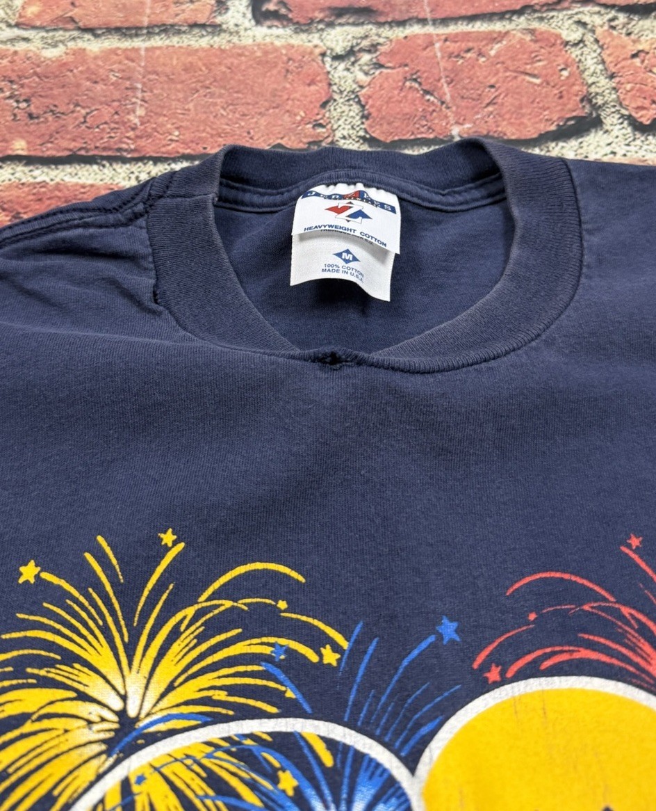 Vintage Walmart Smiley Face Fireworks Graphic Navy Blue T Shirt 2000 Medium USA