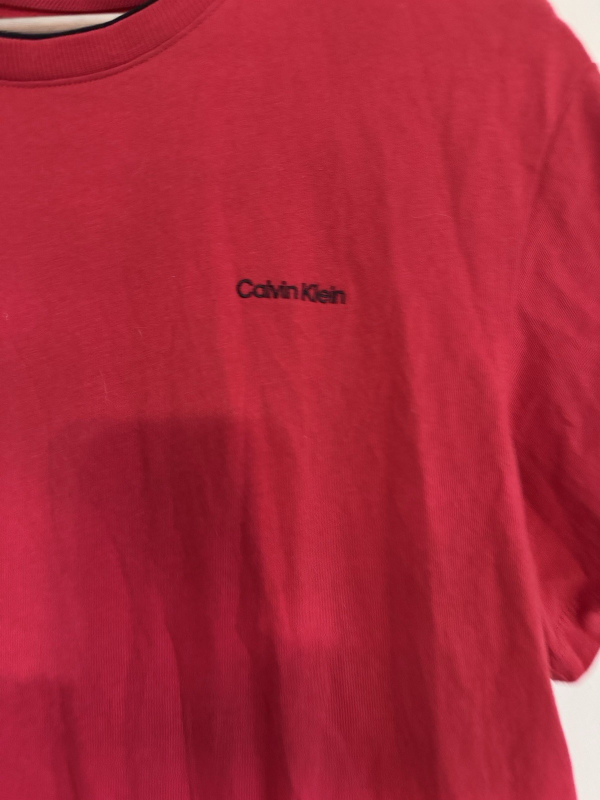 Calvin Klein Tshirt Men’s Medium Red Navy Classic 90s 2000s Active Preppy Classy