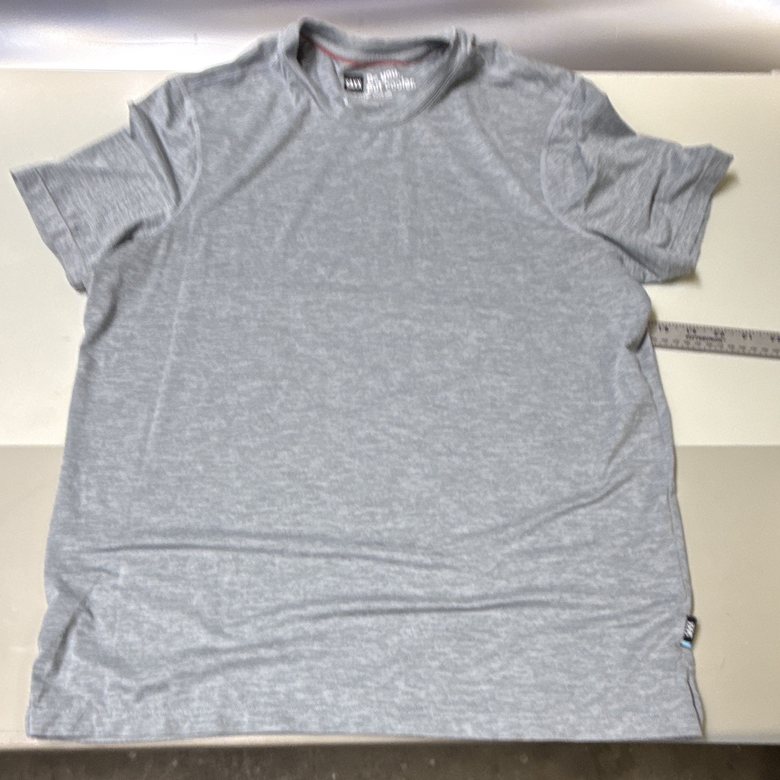 SAXX DropTemp Cooling Gray Solid Jersey Logo Crew Neck T-Shirt Men’s M