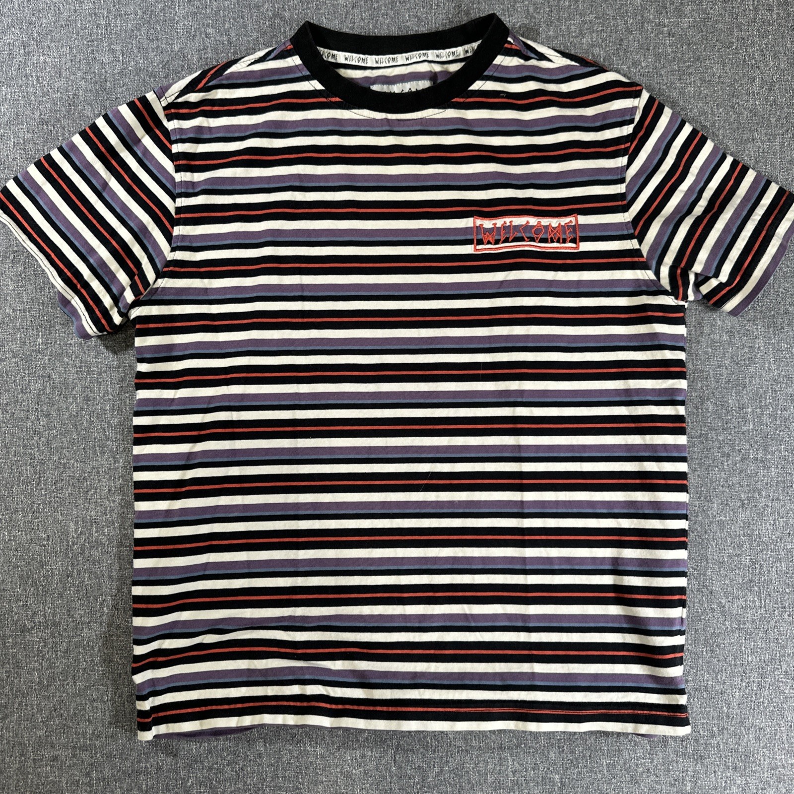 Welcome Striped T Shirt Mens Medium Purple Black Streetwear Graphic Tee