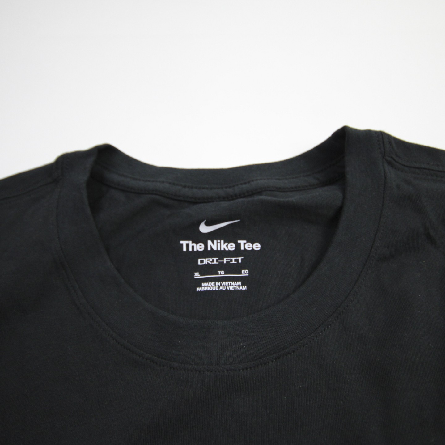 Nike Dri-Fit Short Sleeve Shirt Men’s Black New without Tags 2XL