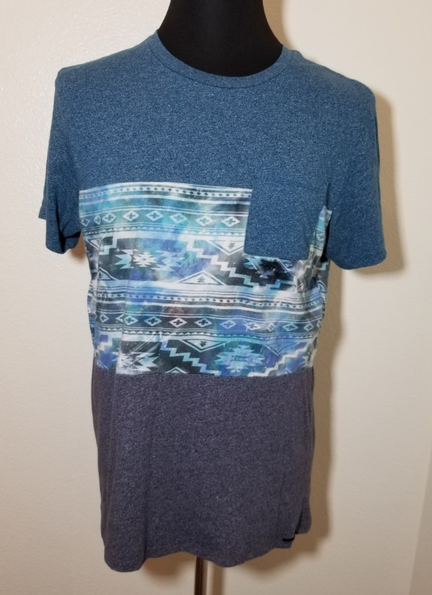 On The Byas Mens Sz M Teal Gray Southwest Graphic Knit Crew Neck Pocket T-Shirt