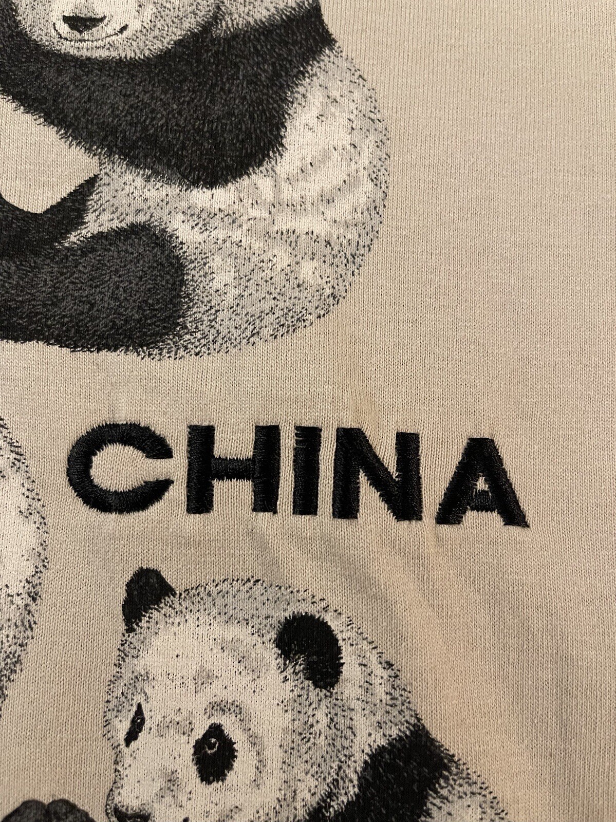 Vintage Discovery Channel Store Pandas China T Shirt Men’s Size XL Made In USA