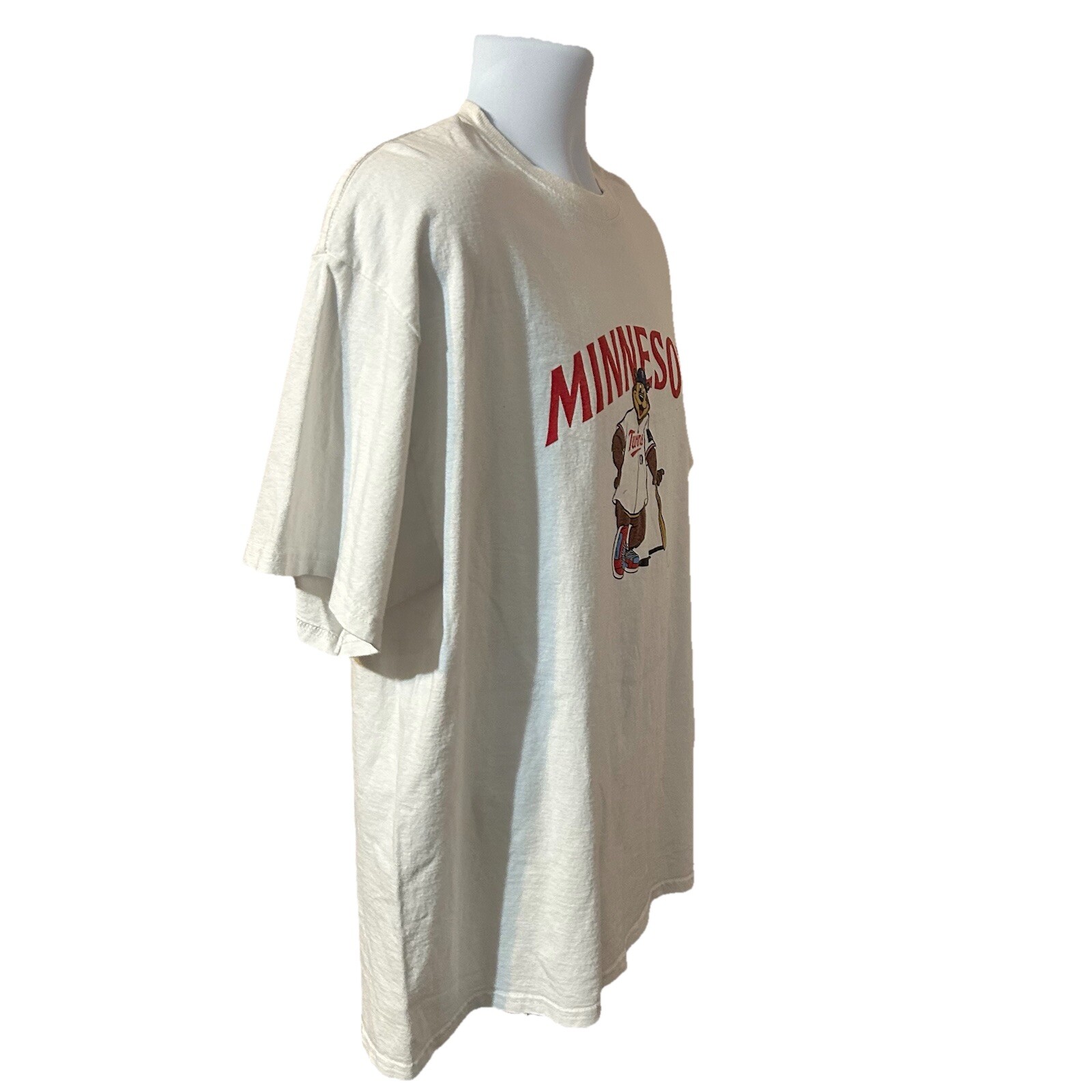 Minnesota Twins TC Bear Shirt Men XL White Short Sleeve Crew Neck Port & Company