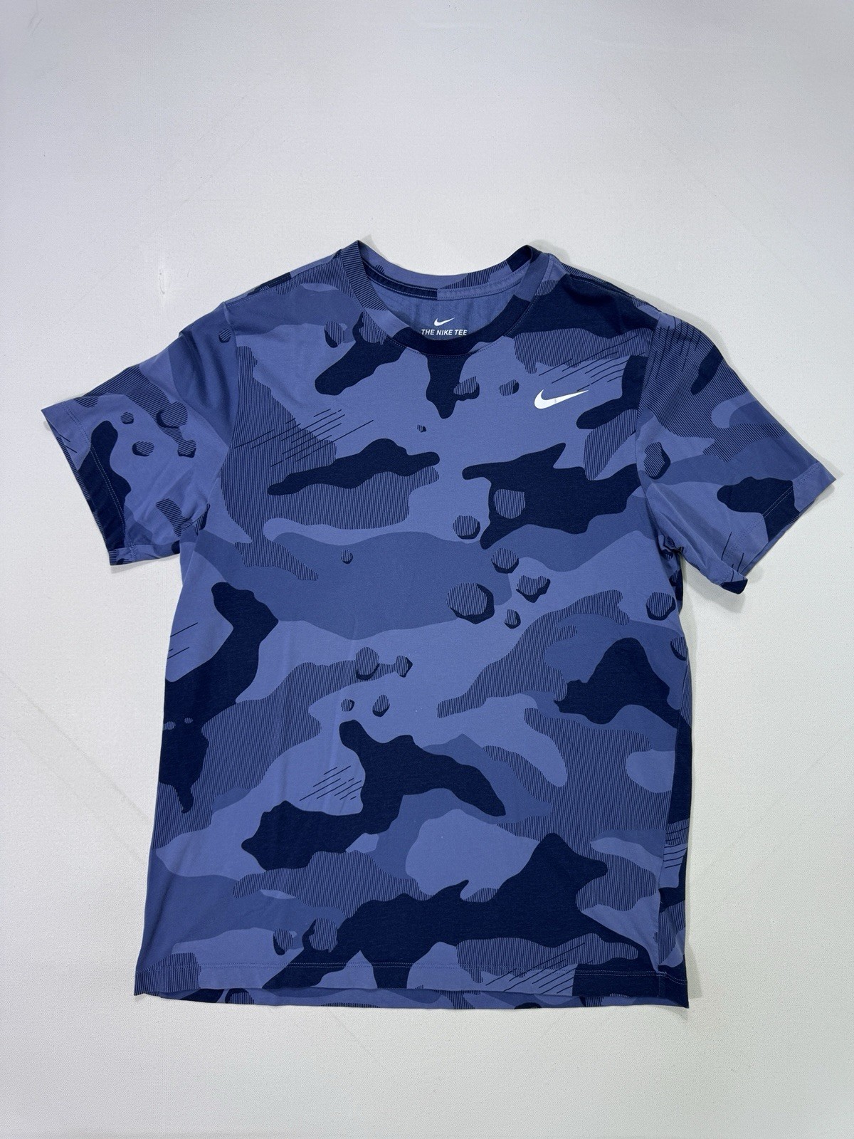 Nike Dri Fit Camo T Shirt Men’s Large Blue Short Sleeve Swoosh BV7963-427