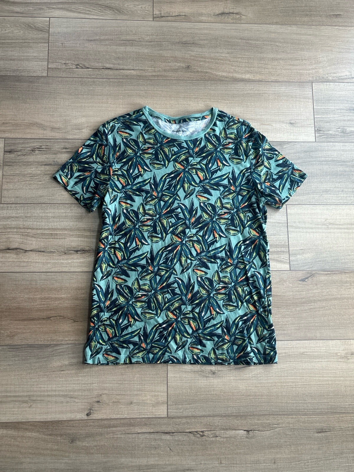 Goodfellow & Co Men’s M Floral Tropical Knit Crew Neck Short Sleeve Tee