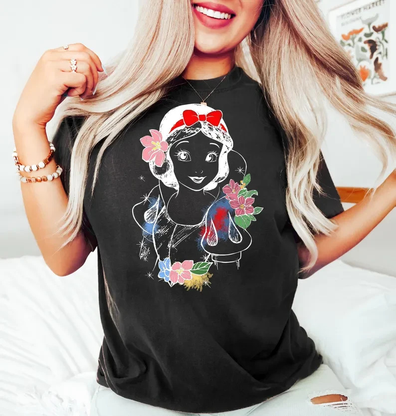 Snow White Princess Sketch Retro Shirt, Snow White & the Seven Dwarfs Floral Tee