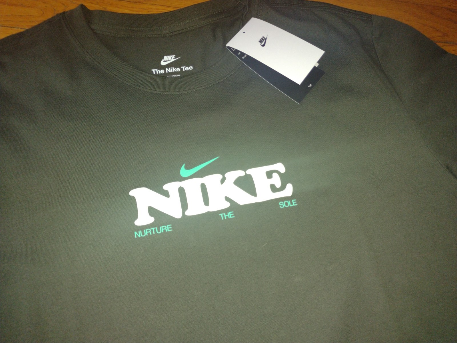 NWT, Nike Men’s Graphic 100% Cotton Dark Green T-Shirt, Style # HJ0618-355