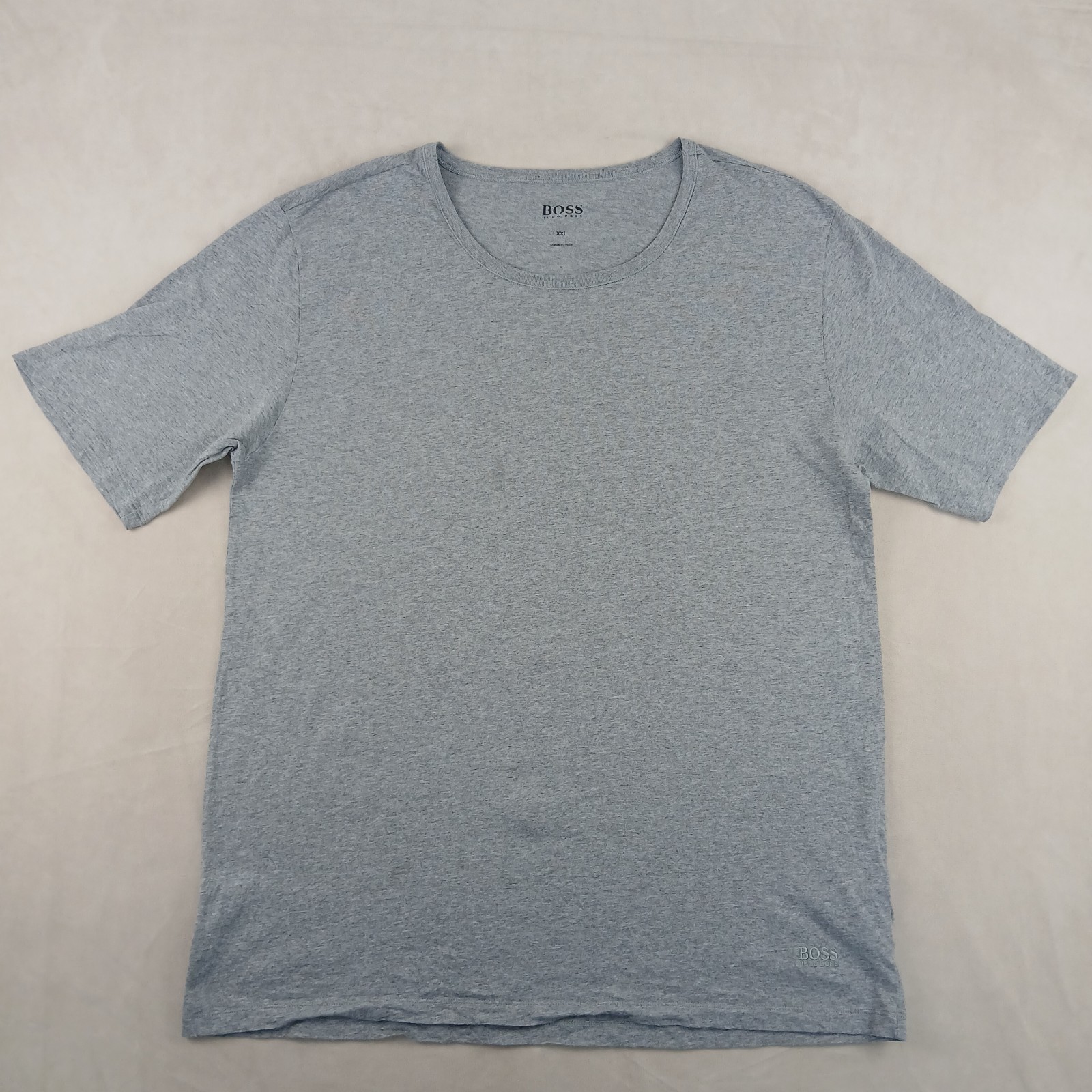 Hugo Boss XXL Mens T Shirt 22×30 Wide Neck Gray Embroidered Logo ** Fits Medium