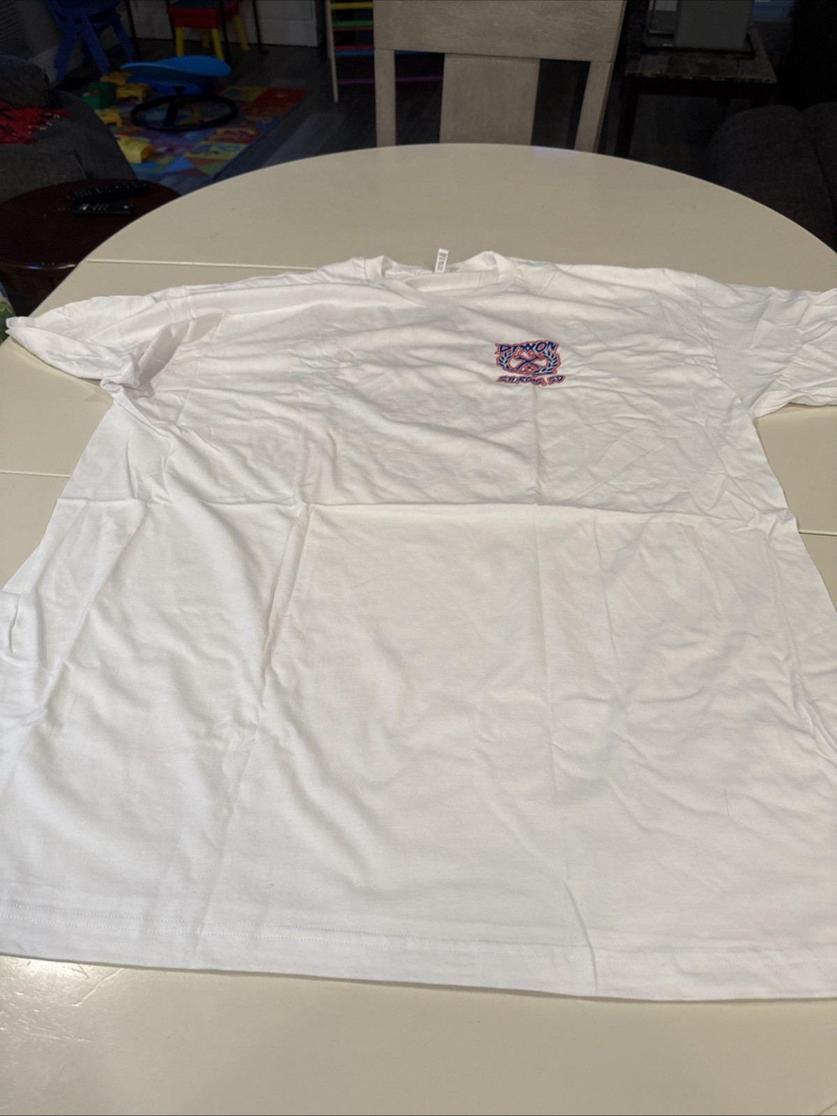 Dixxon Mens T Shirt Size 3X Sketchy Crest White shirt w Red Blue Graphic Sturgis