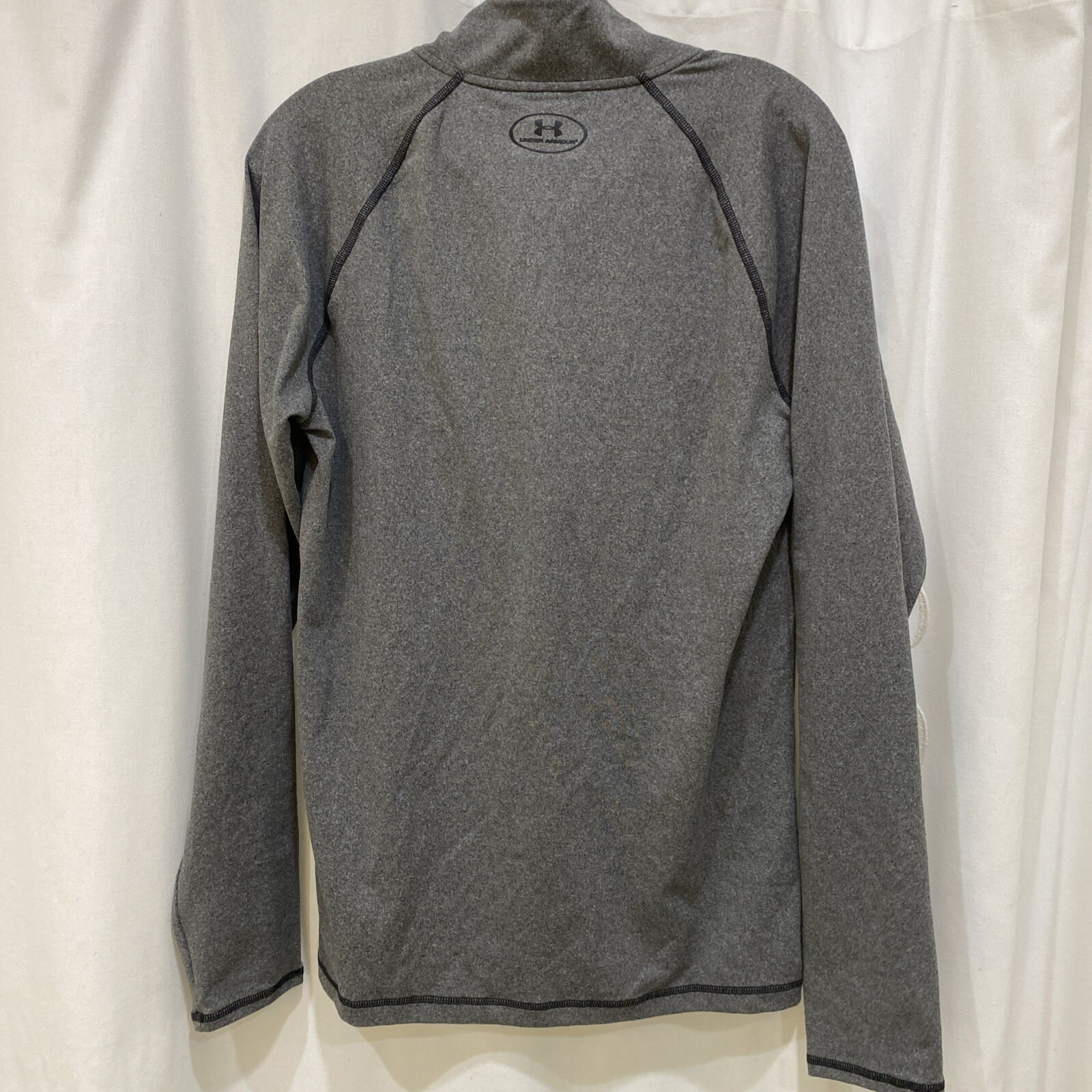 UNDER ARMOUR HEAT GEAR FITTED 1/4 ZIP,NWT,SZ. SMALL,GREY