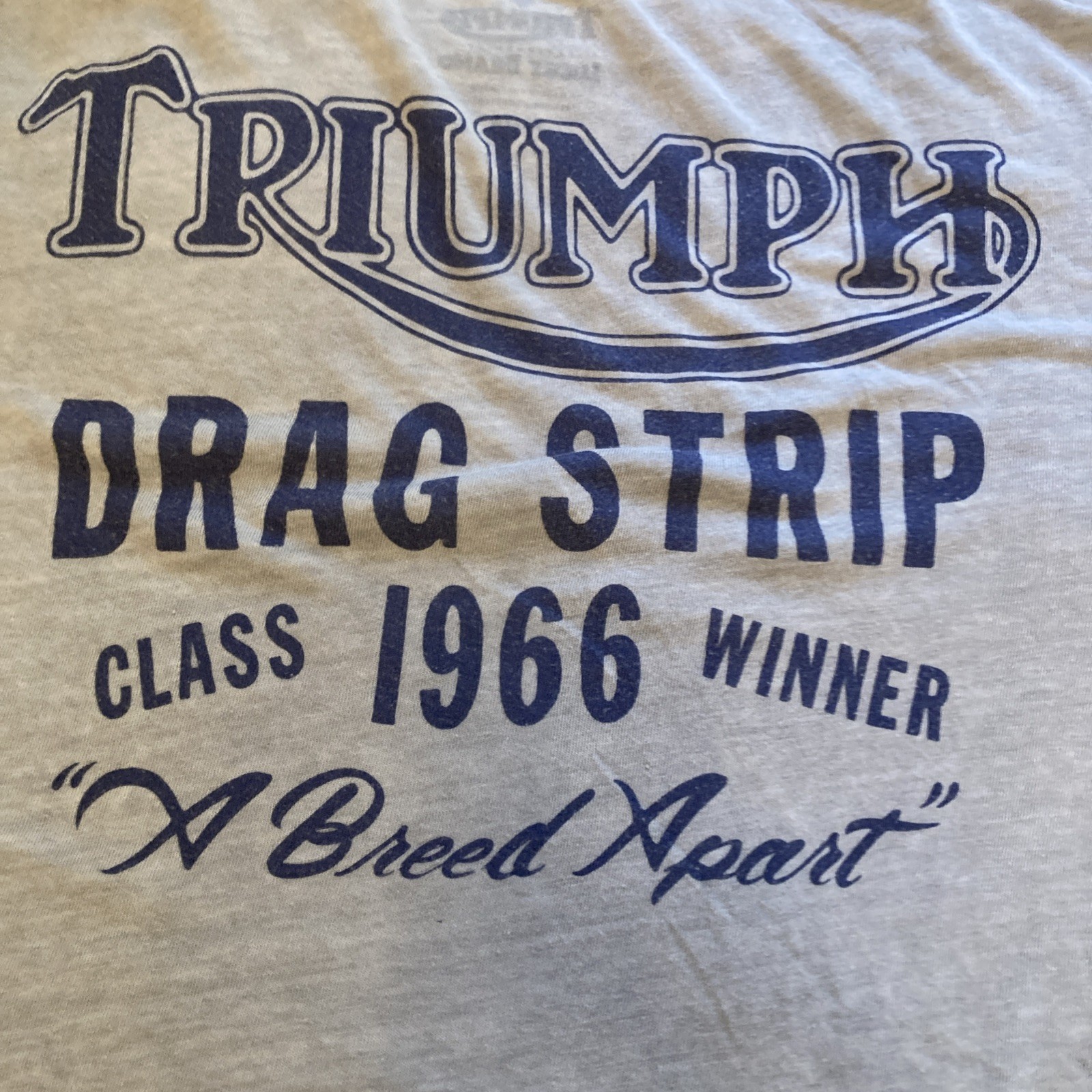 Triumph Motorcycles- Bulldog A Breed Apart Gray T Shirt Mens XL British Customs