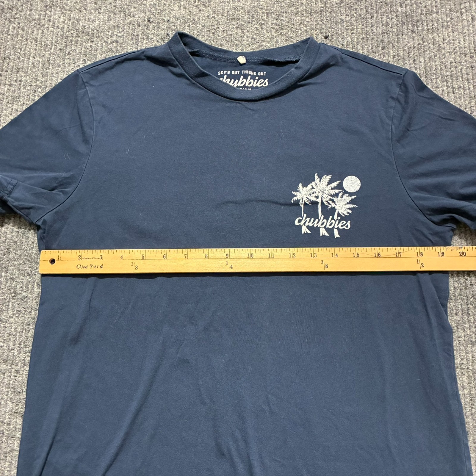 Chubbies “Welcome To The Weekend” Shirt Mens Size Medium Navy Short Sleeve