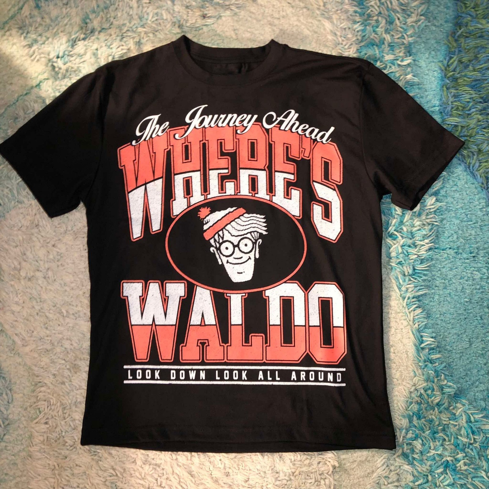Where’s Waldo? Waldo Black Graphic Print Crew Neck Short Sleeve Tee Unisex S