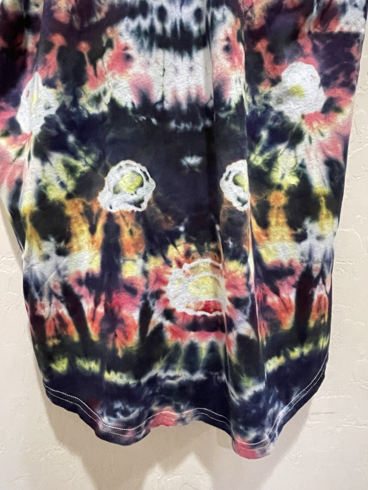 Canvas Multi-Colored Tye Tie Dyed Shirt Mens Medium Long Cut Blue PreOwned
