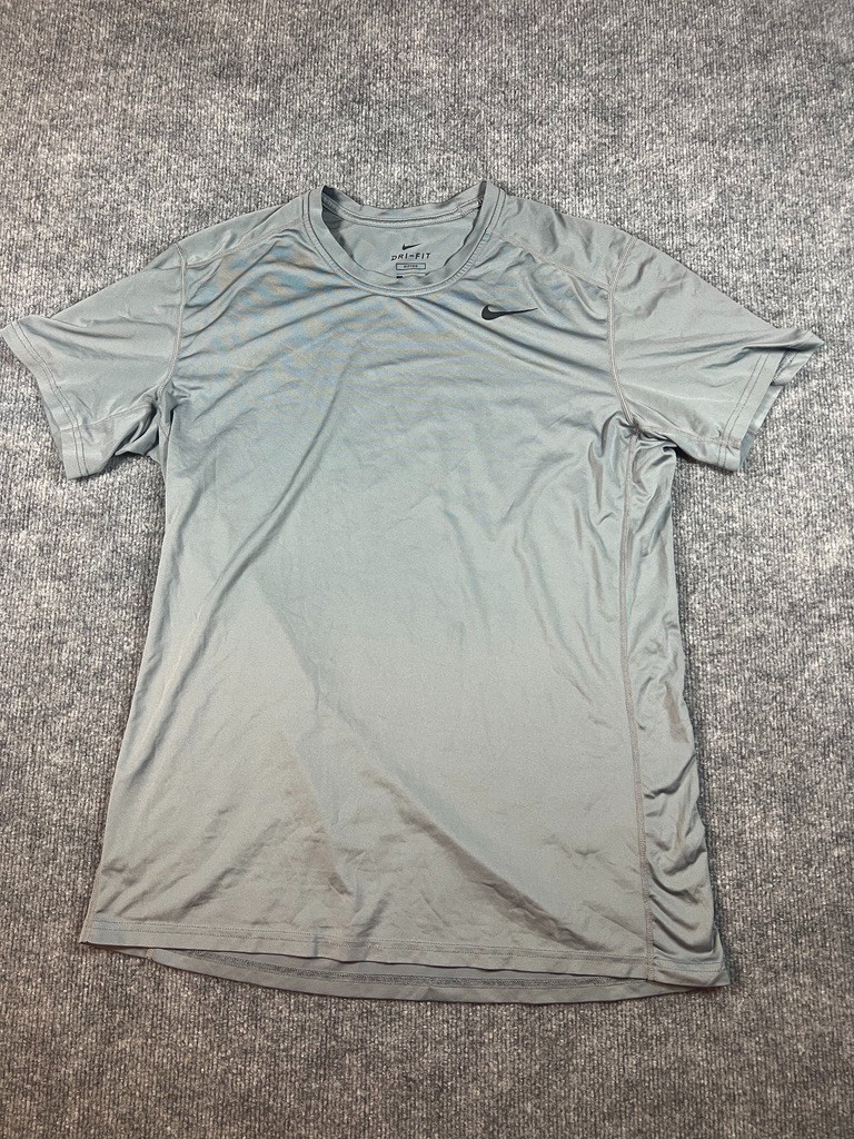 Nike Dri-Fit Short Sleeve Shirt Men’s L Gray