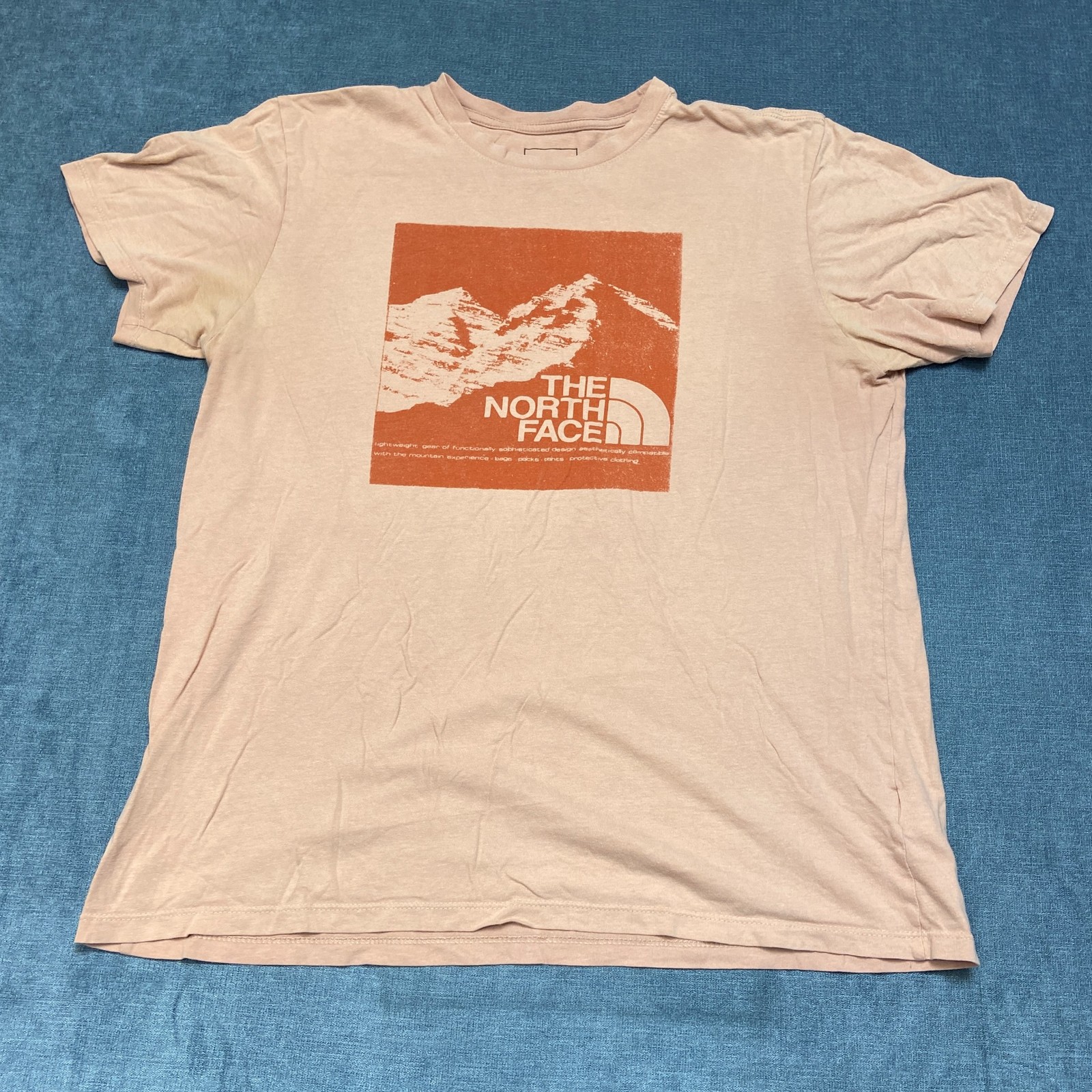 The North Face T-Shirt Mens Large Light Peach Half Dome Graphic Cotton Travel