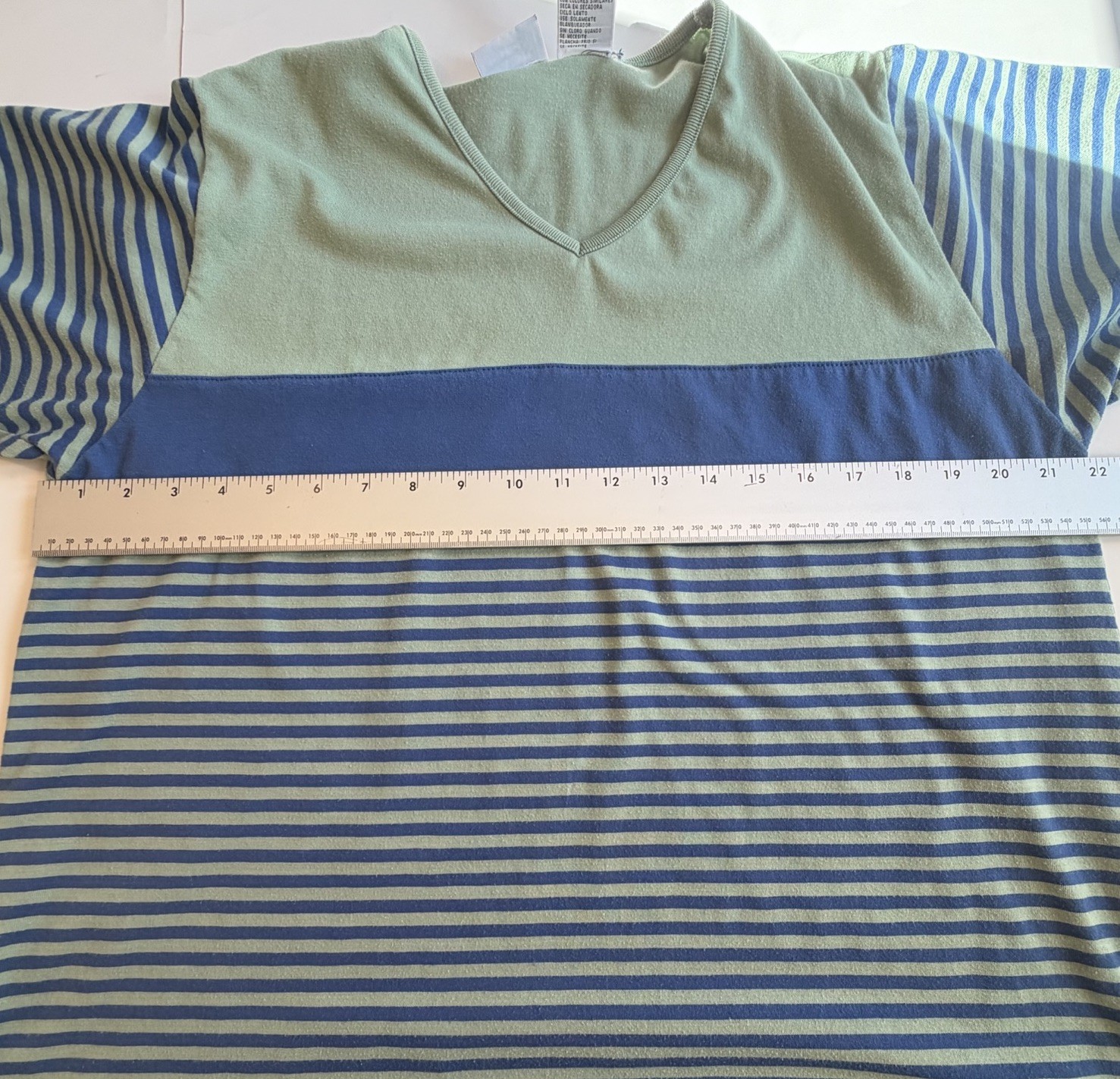 VTG Basic Editions Men XL V-Neck T-Shirt Green Blue Color Block Striped Casual