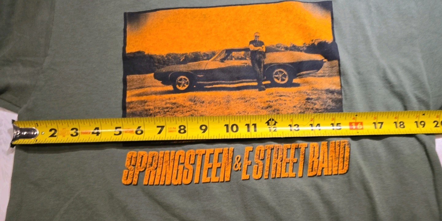 Bruce Springsteen & The E Street Band Tour 2023 Concert Car Green T-Shirt SZ L