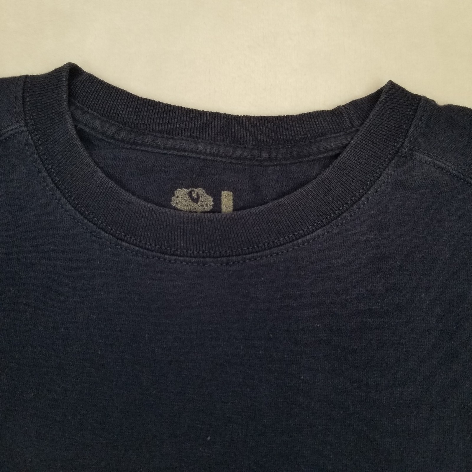 Fruit of the Loom Men’s Medium Navy Blue Sleeveless Crewneck Tank Top Basic Fit