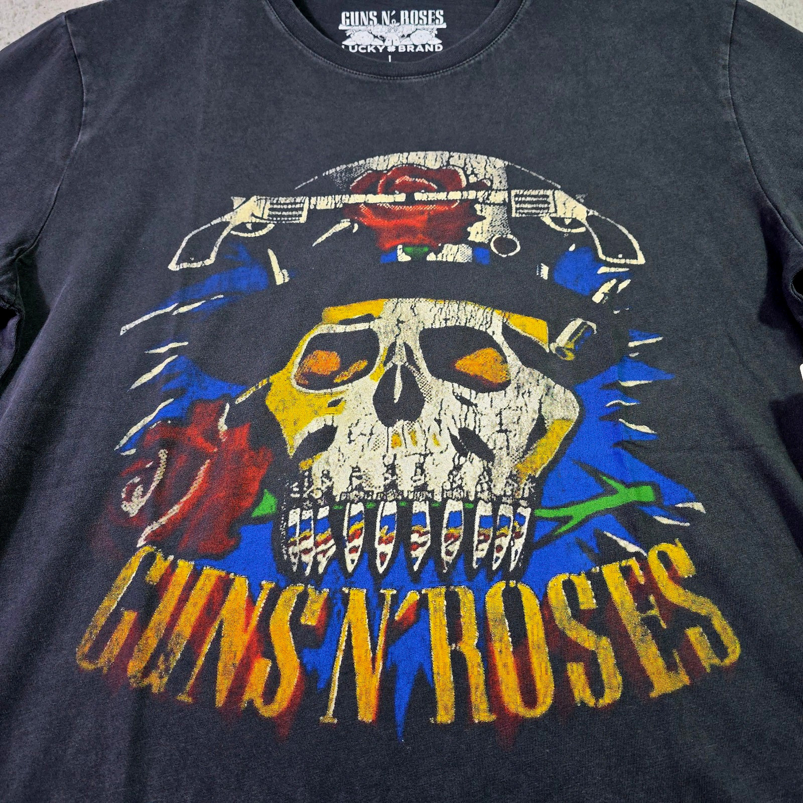 LUCKY BRAND Guns n Roses Mens Large Black Skull Casual Music Rock 80s Metal NWT