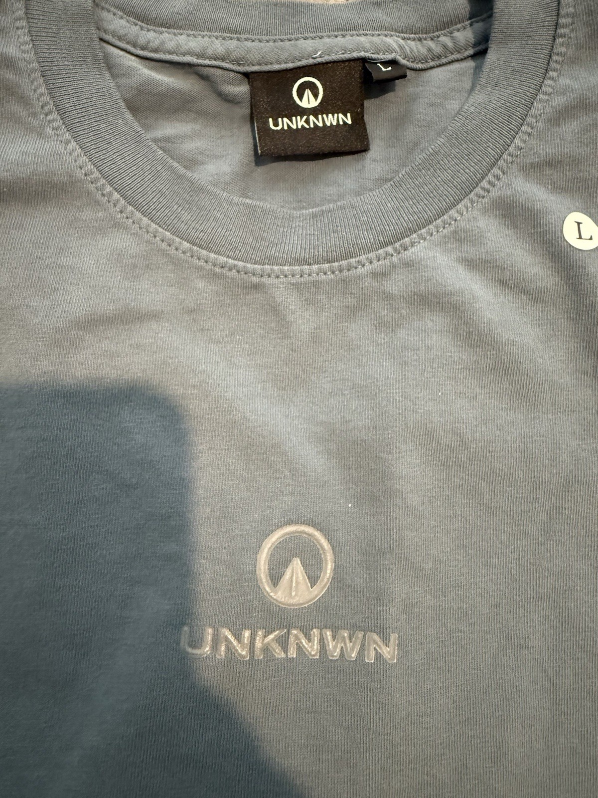 UNKNWN T-Shirt (LeBron James Brand) – Men’s Size L