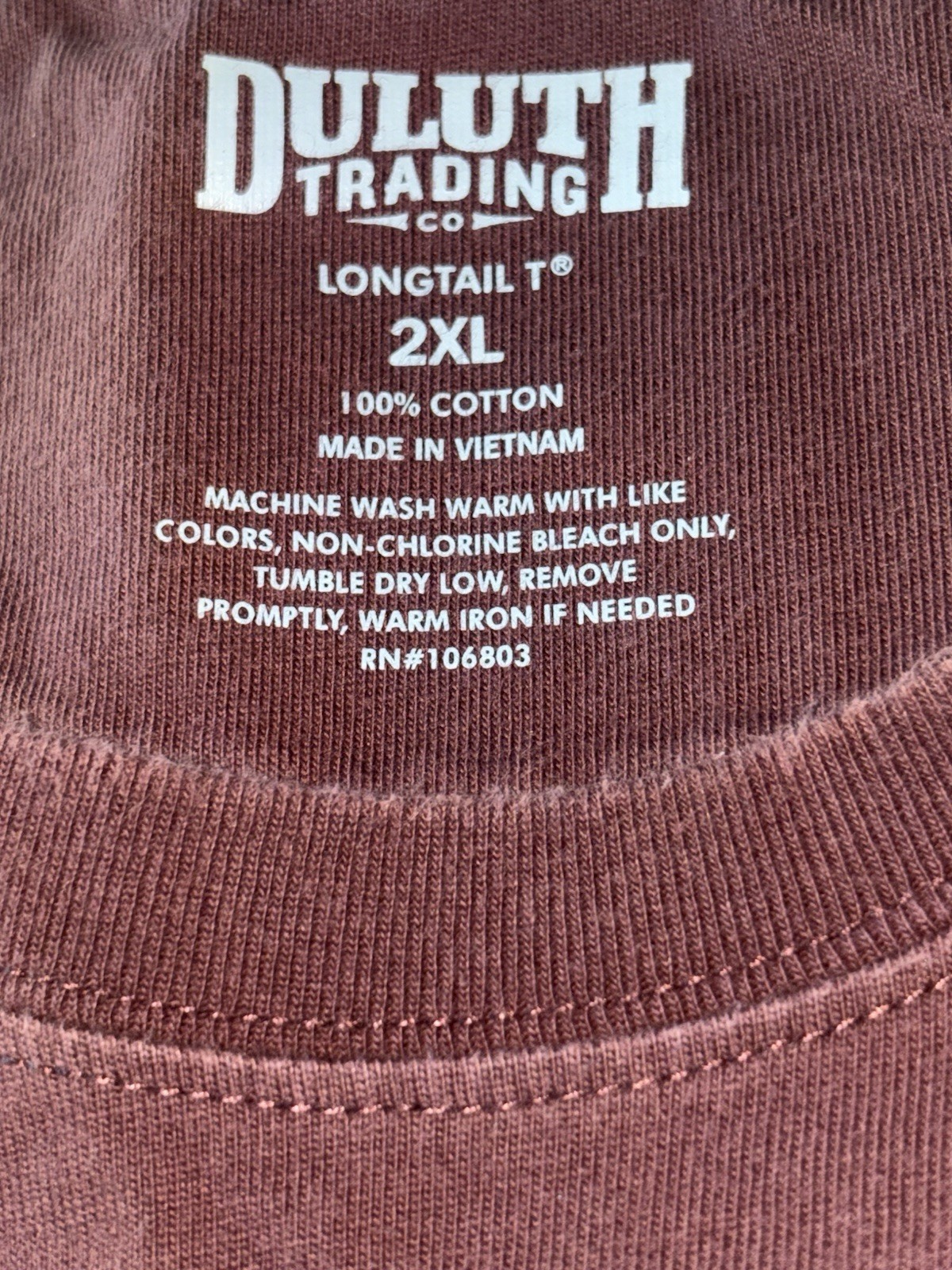 Duluth Trading Co Burgundy T-Shirt Front Pocket Mens Size 2XL Longtail