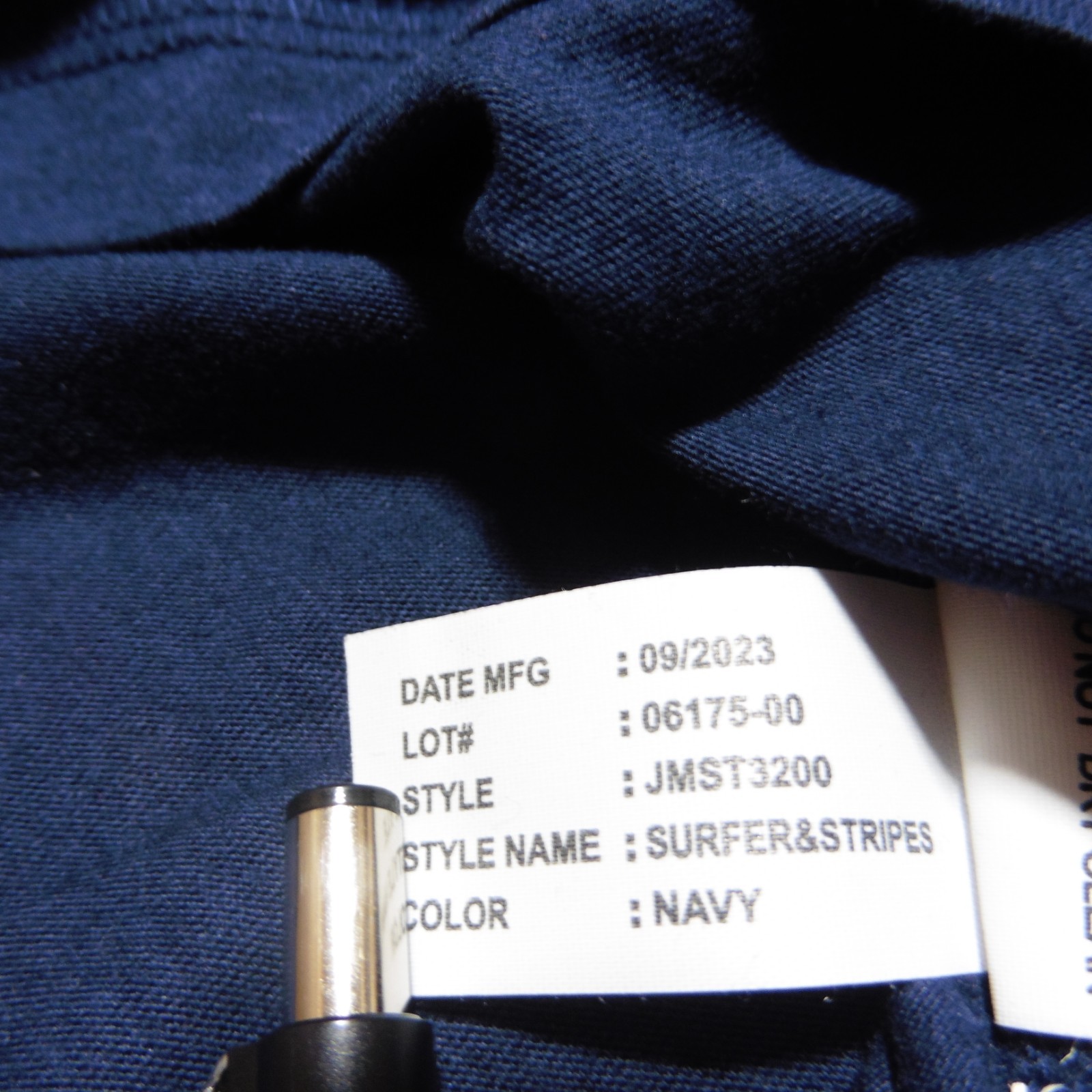 Johnnie-O Men’s L Surfer Stripes Crewneck T-Shirt Navy Blue SS 1 Pocket