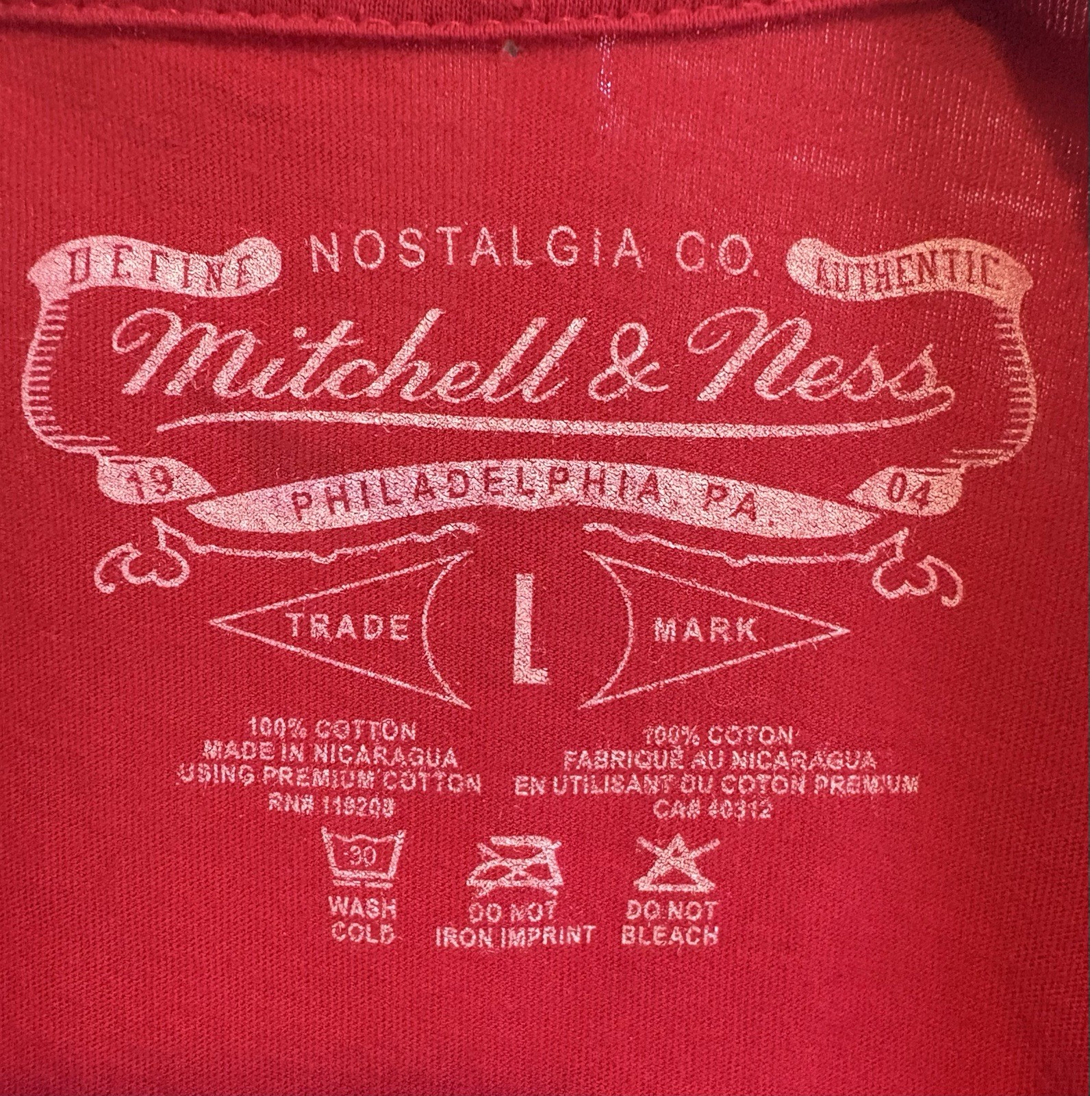 Mitchell & Ness Nostalgia Co. Topps Baseball Trading Cards Graphic Tee Red L