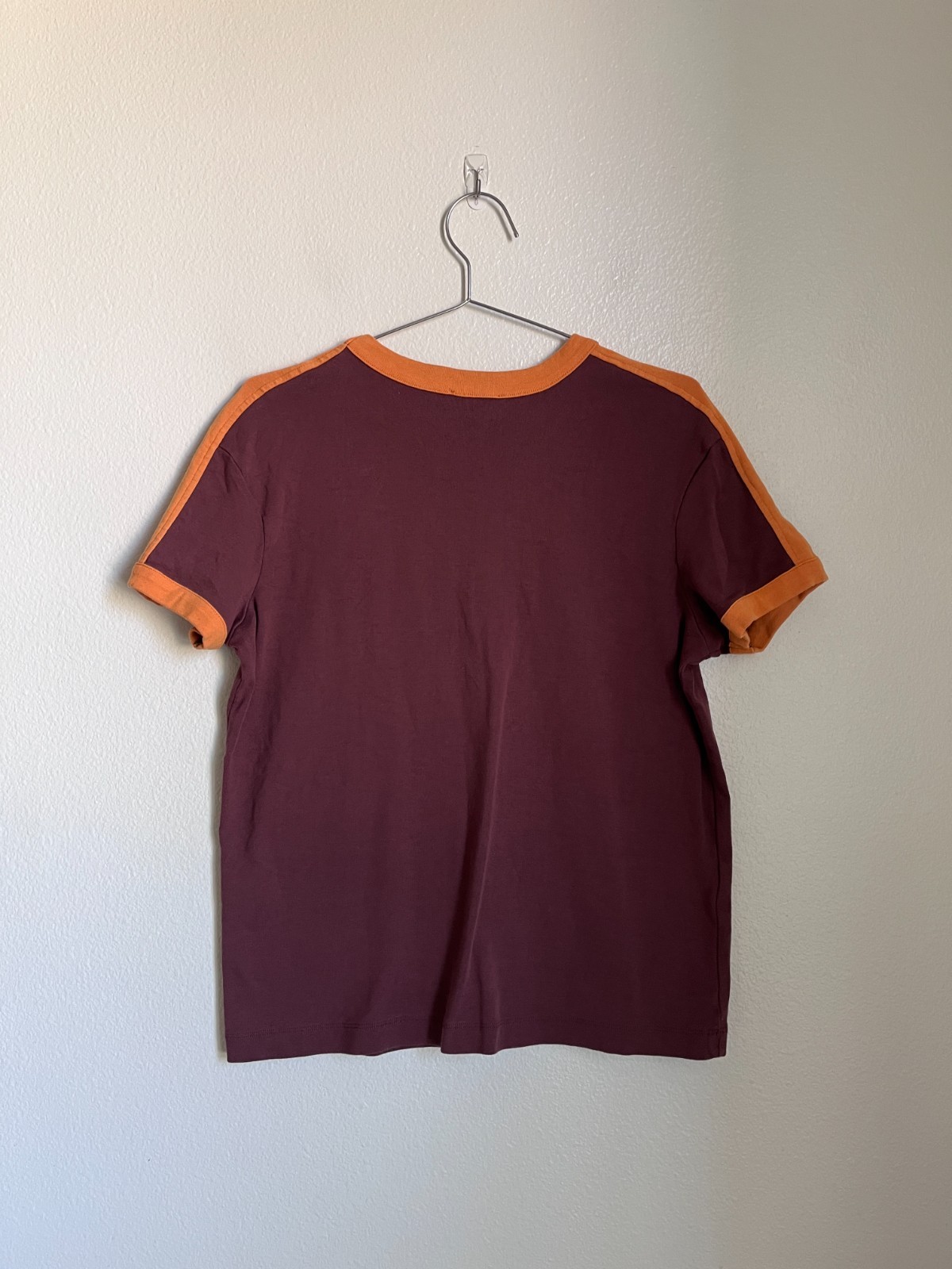 Zara Men’s Contrast Stripe Crew Neck Tee in Wine/Orange Size LARGE