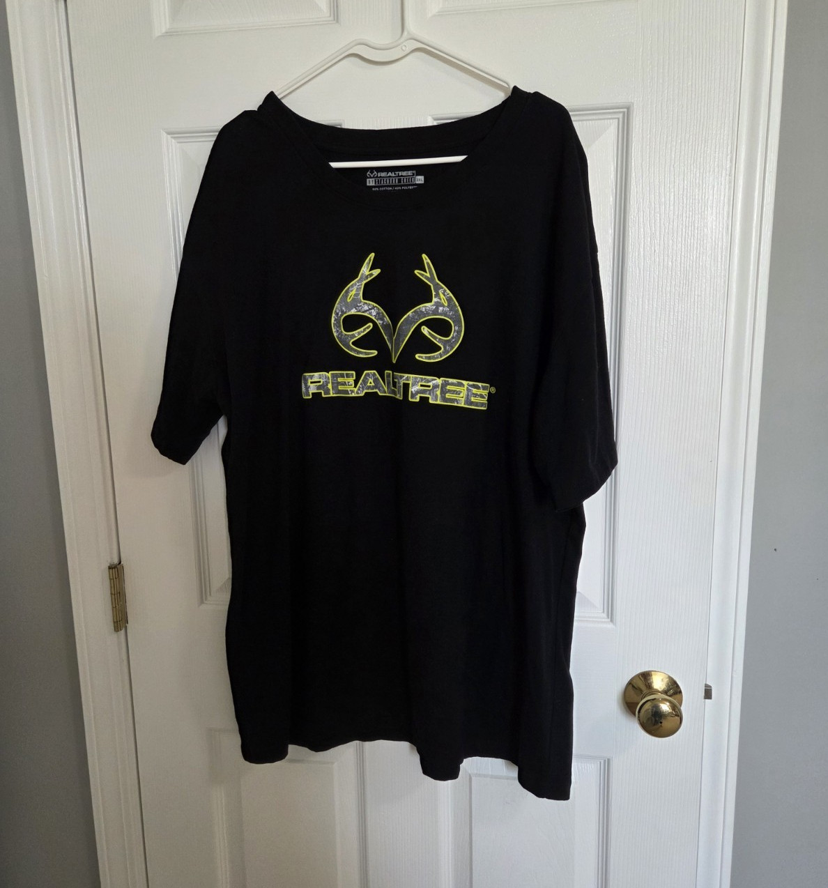 Realtree Men’s 2XL Black Graphic Logo Crew Neck Short Sleeve T-Shirt Relaxed