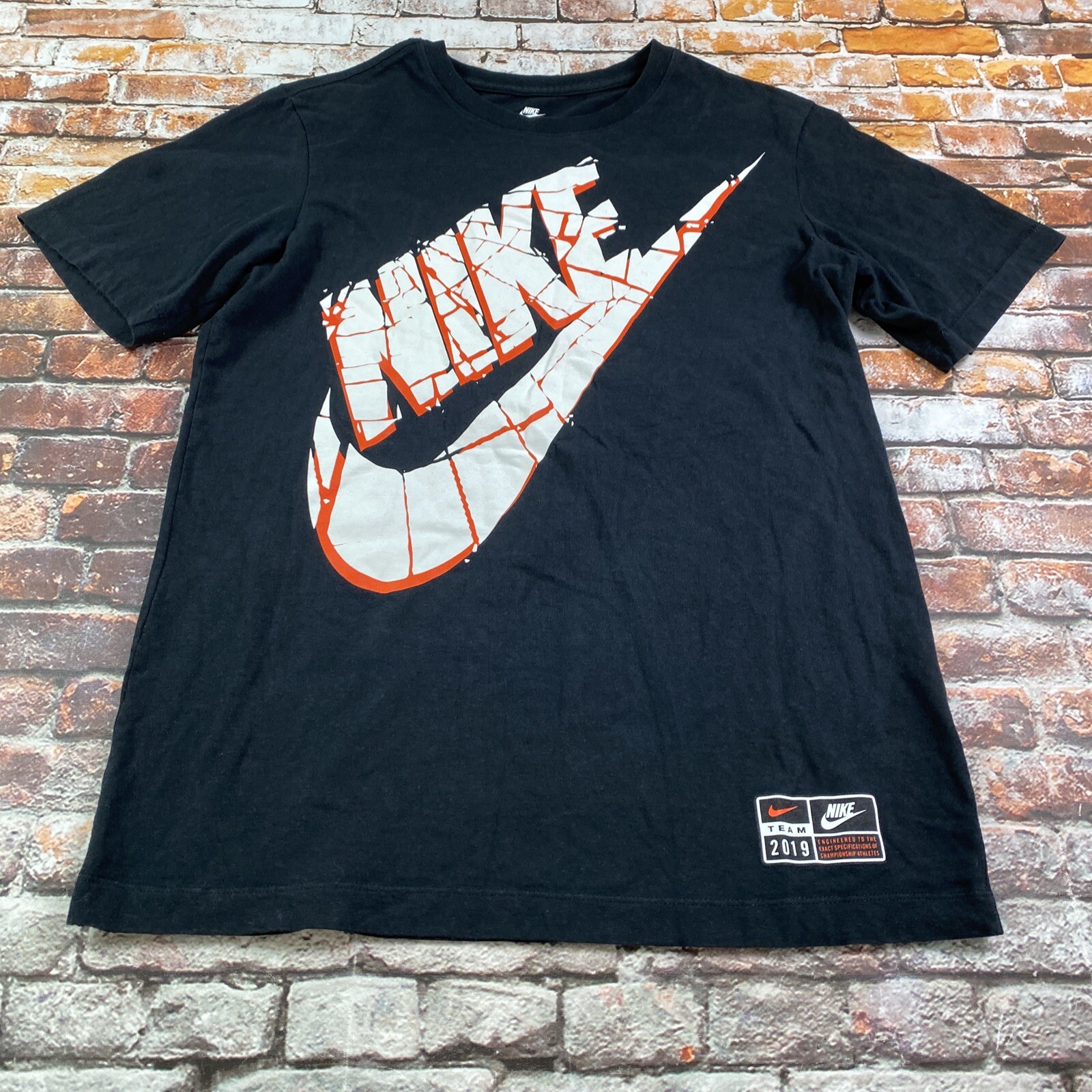 Nike Shirt Adult Small Black White Athletic Training Workout Gym Tee Mens