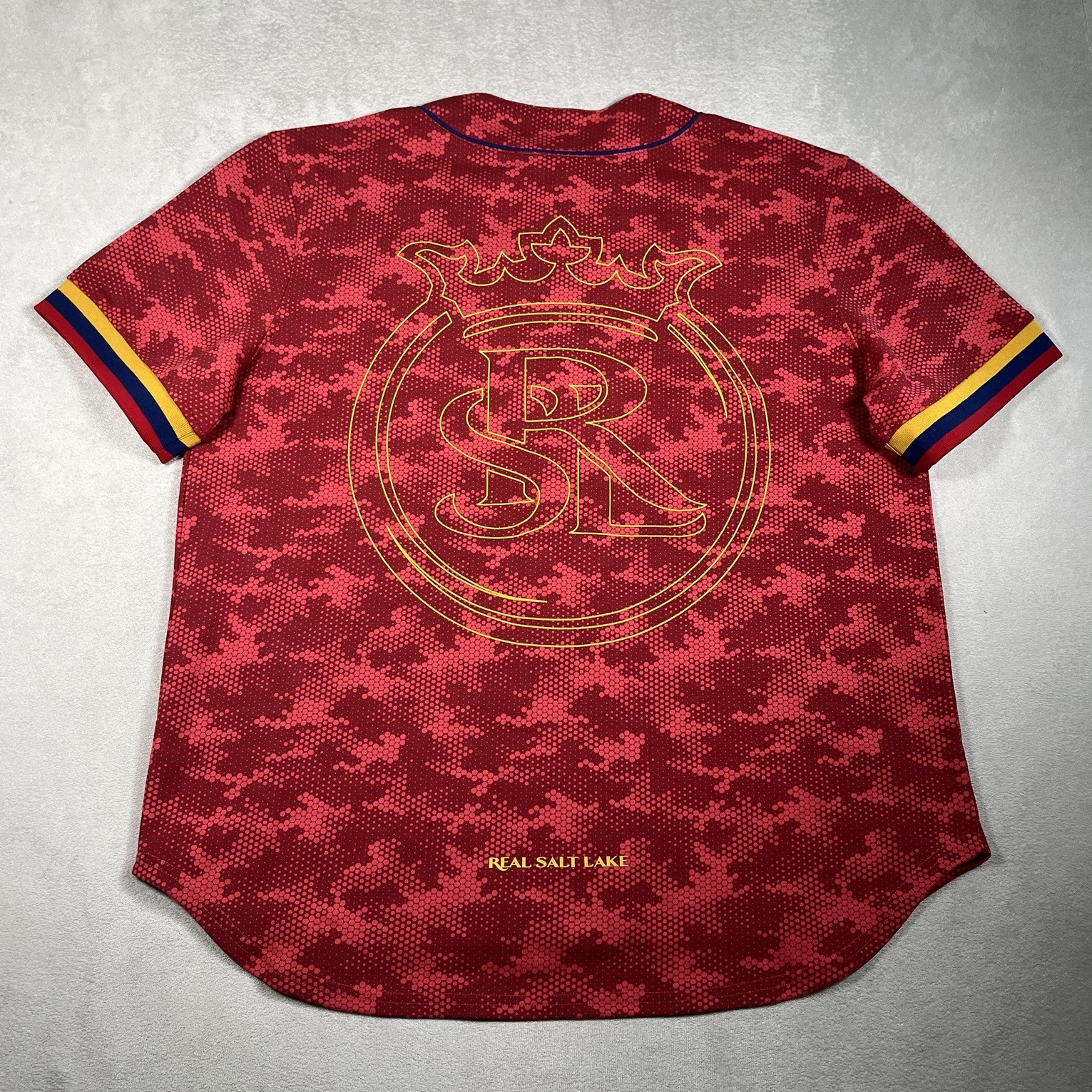 The Wild Collective Real Salt Lake Baseball Jersey Size L Red Digital Camo *EUC