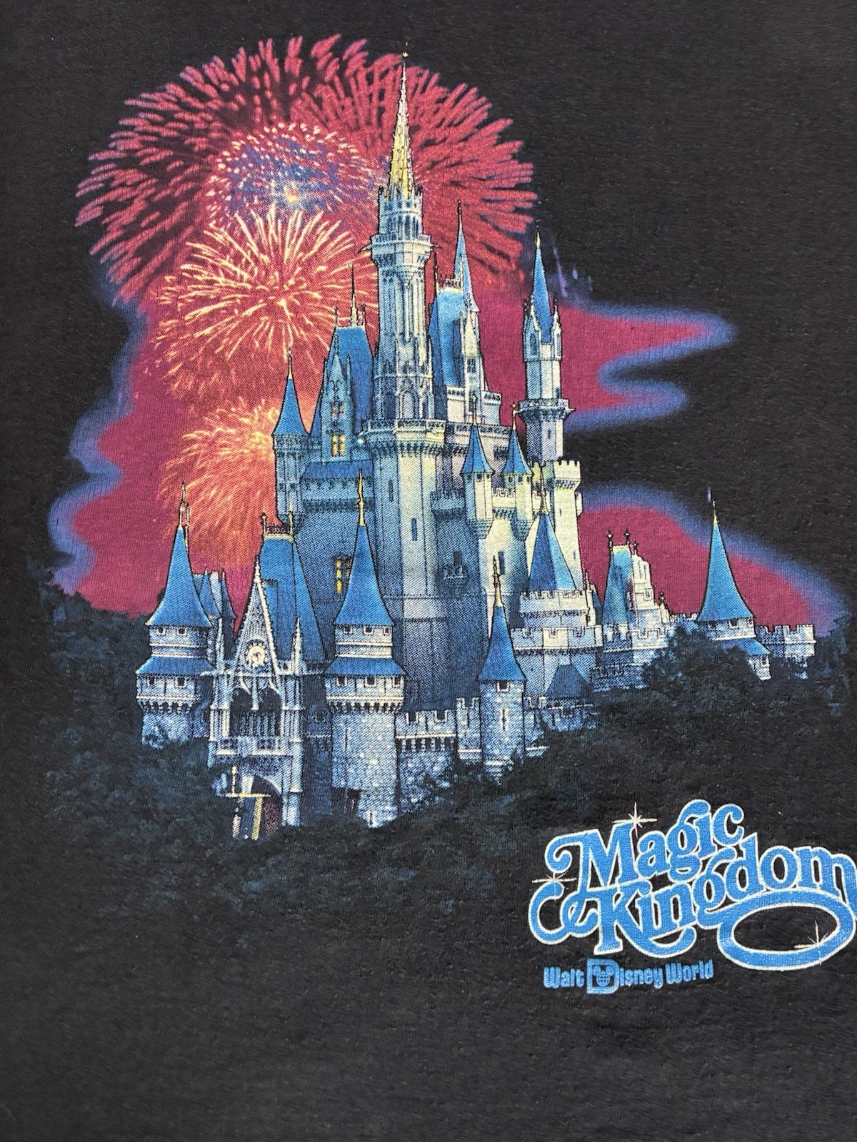 Disney Designs Vintage 80s Magic Kingdom Castle Graphic Black T Shirt L Fantasy