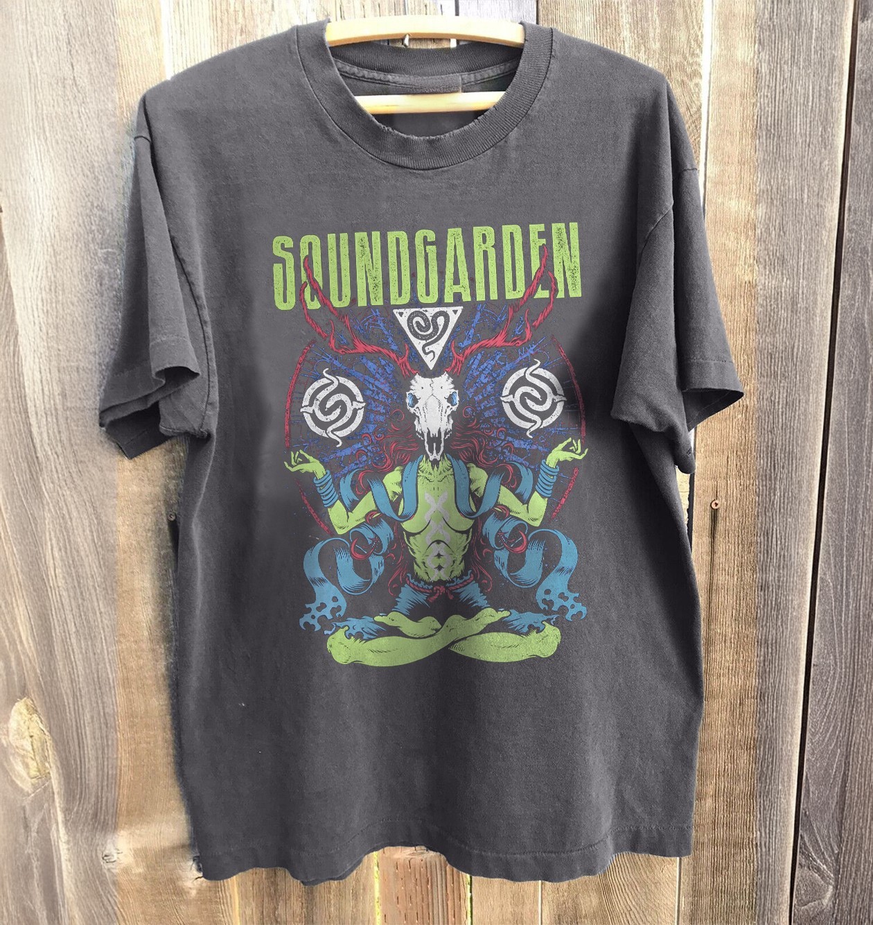 Soundgarden 90s Grunge Rock Graphic T-Shirt Charcoal S-5XL