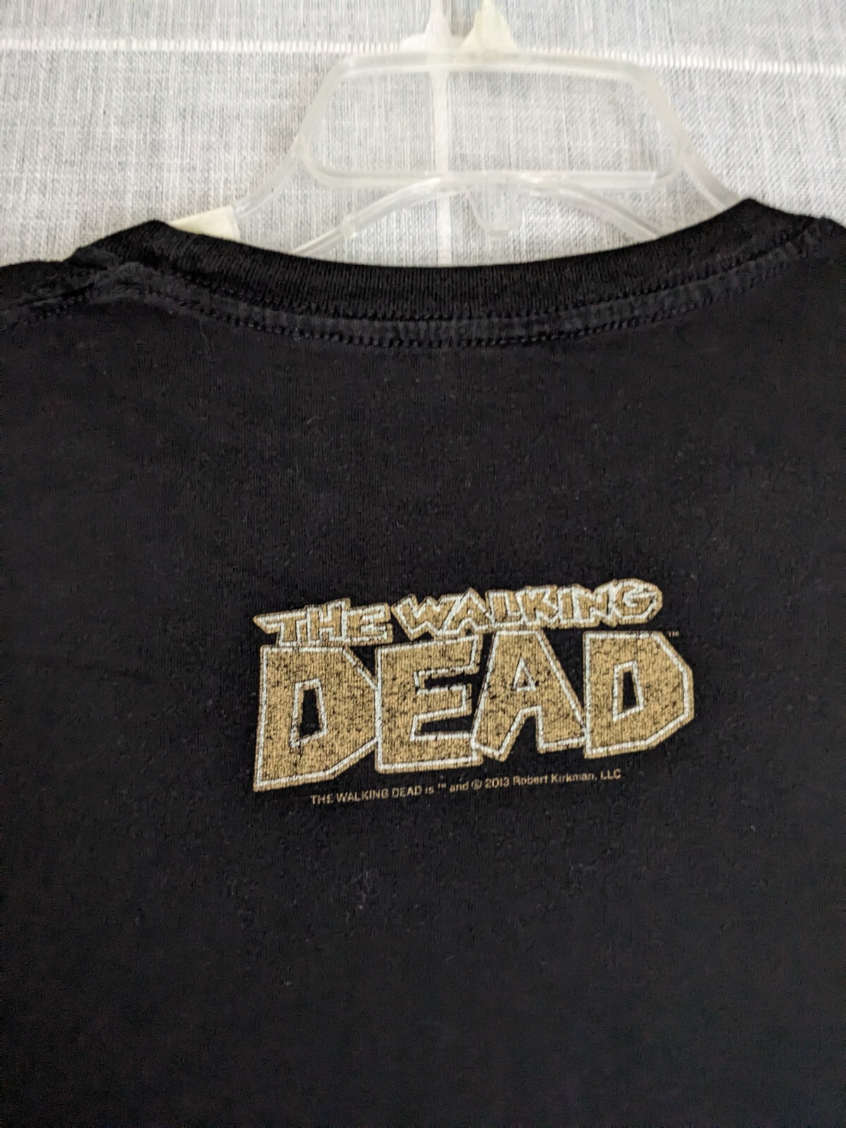 Walking Dead Hilltop Shirt Mens Medium Black Short Sleeve Graphic Tee 2013
