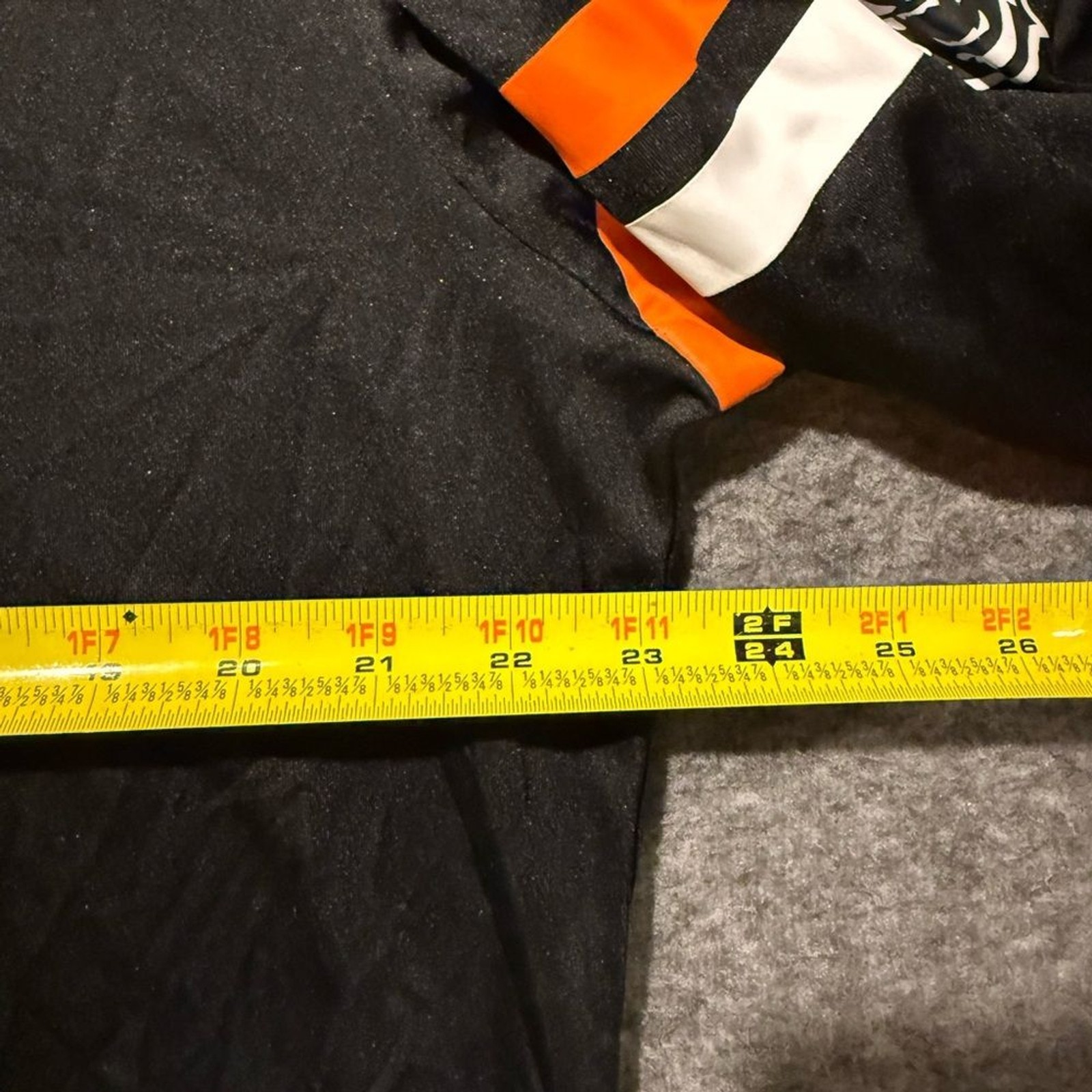 Cincinnati Bengals Pullover 1/4 Zip Tee Shirt Mens XL black NFL Team Lightweight