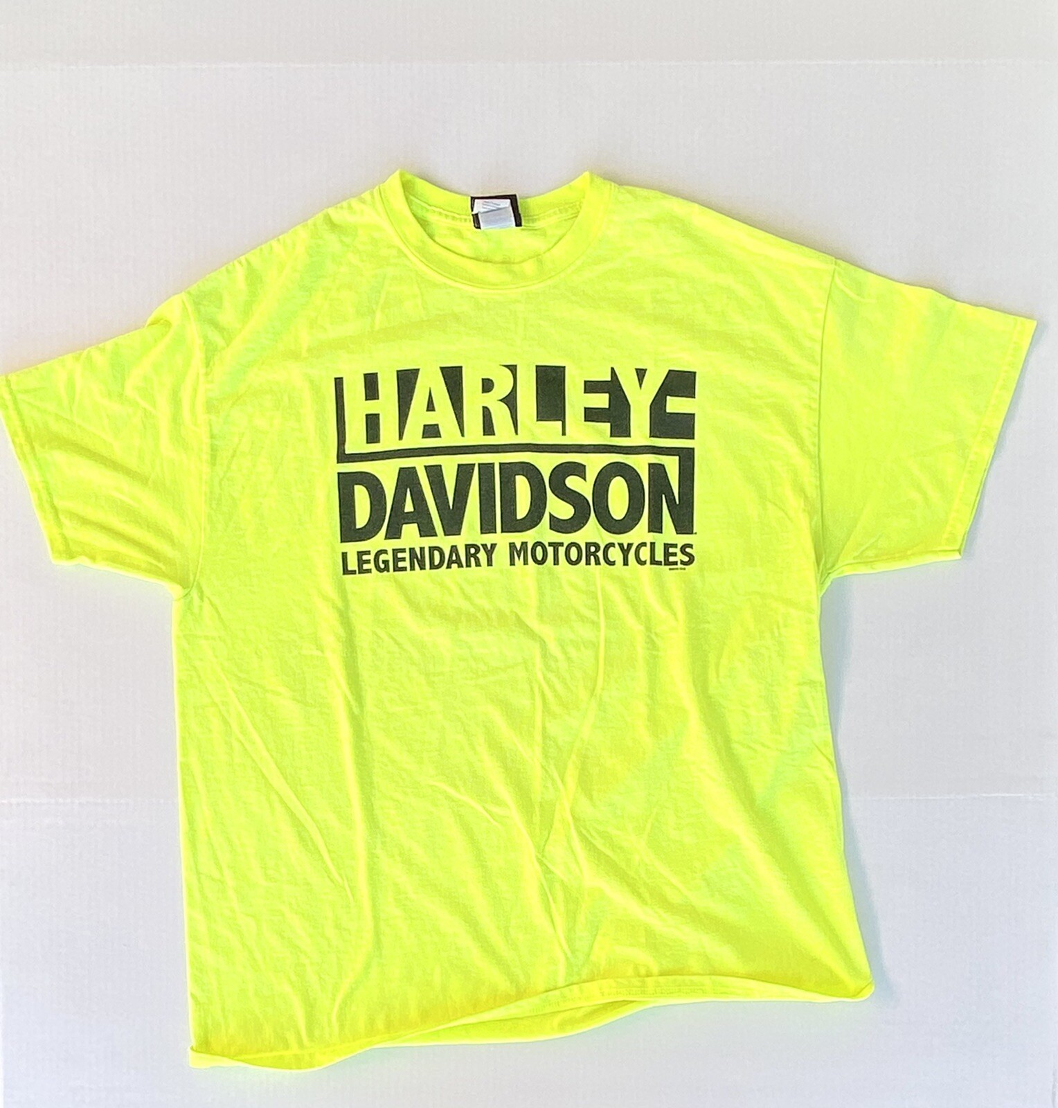 Men’s 2015 Harley Davidson Of U.A.E. Dubai Neon Green T-Shirt sz XL